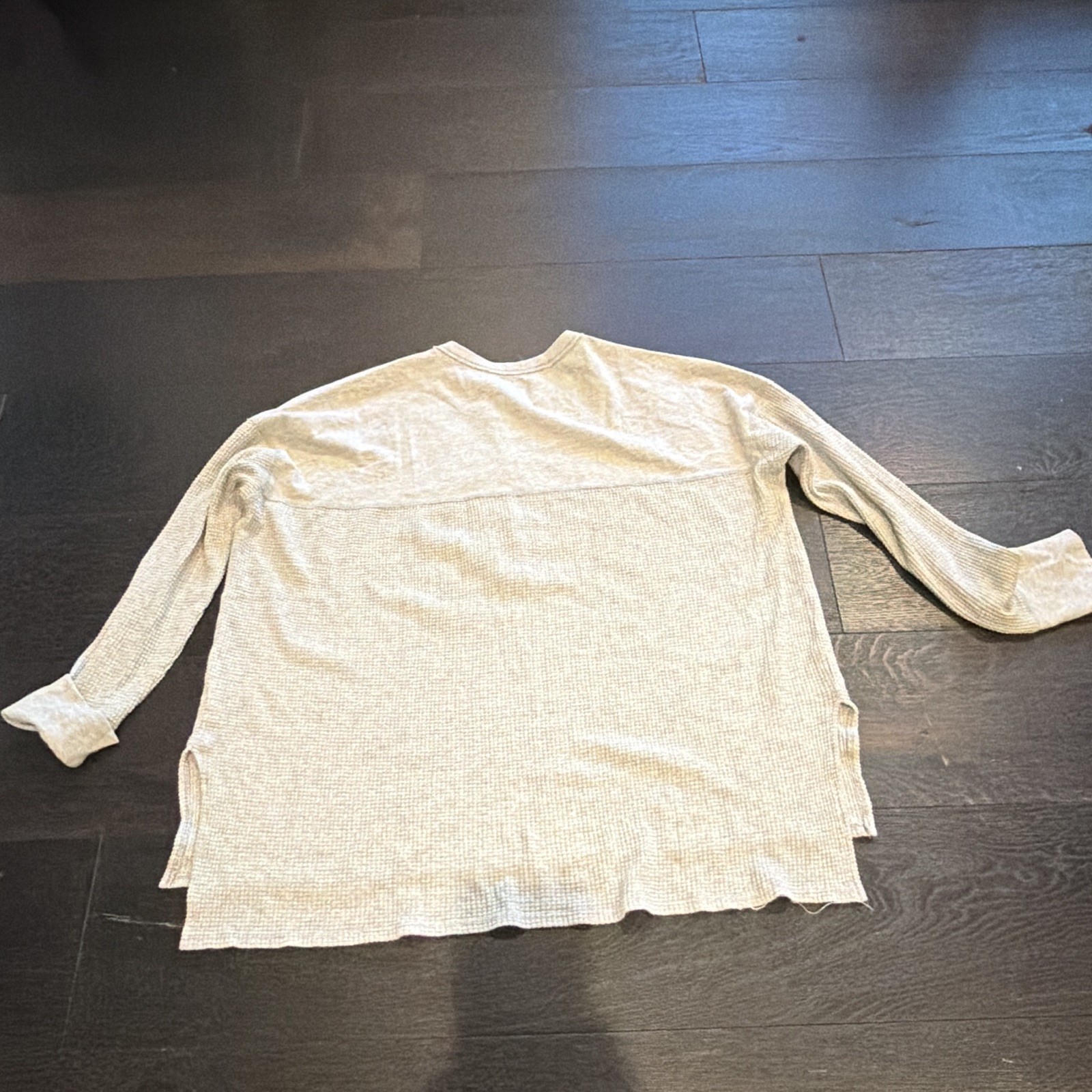 OFFLINE by Aerie Beige Solid Knit Henley Button Long Sleeve Top Regular M