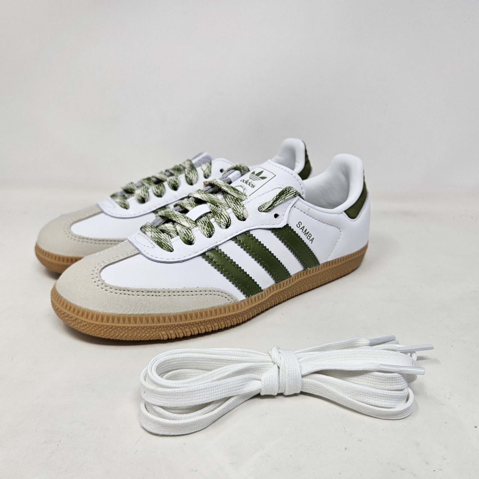 Adidas Samba OG ‘White Tech Olive Gum’ / JS1352 / Women’s Size 6