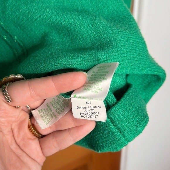 lilly pulitzer stevie dolman long sleeve v-neck sweater