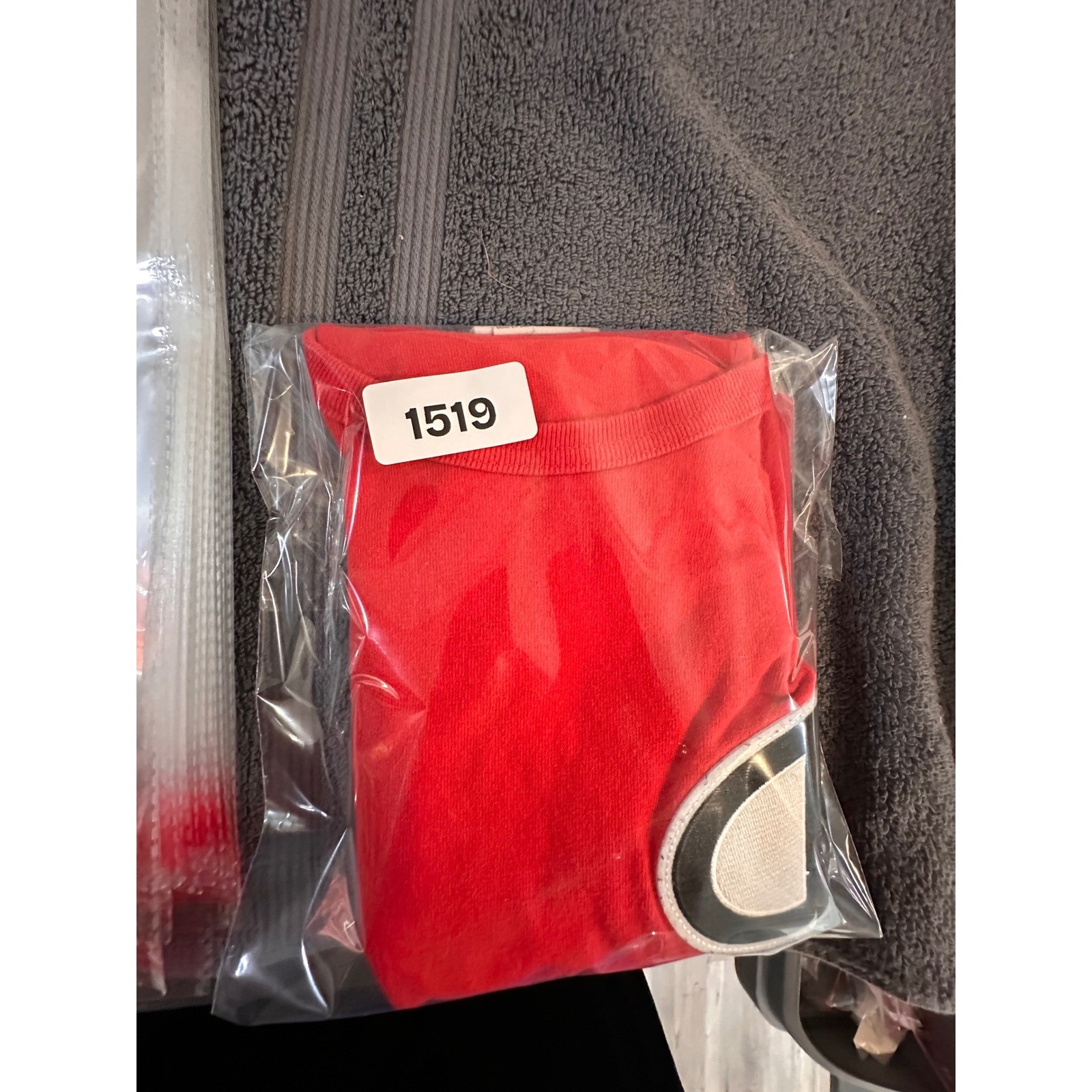 Champion Mens Red Big C Logo Chenille Patch Short Sleeve T-Shirt GT19 Small