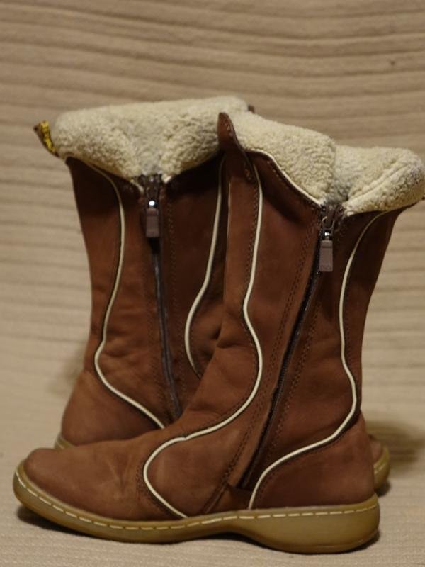 Women Dr. Martens Boots Brown Suede 37