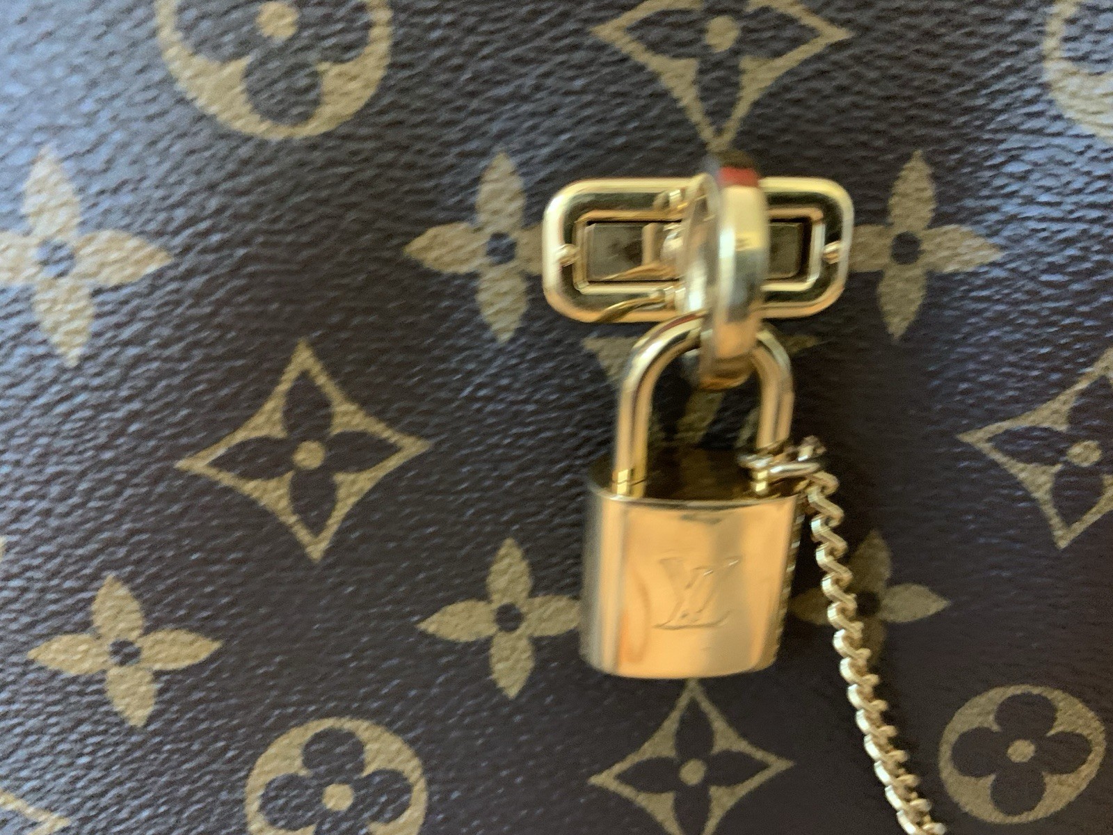 Authentic Louis Vuitton Chain For Pouchette Or Purse Charm – Vintage