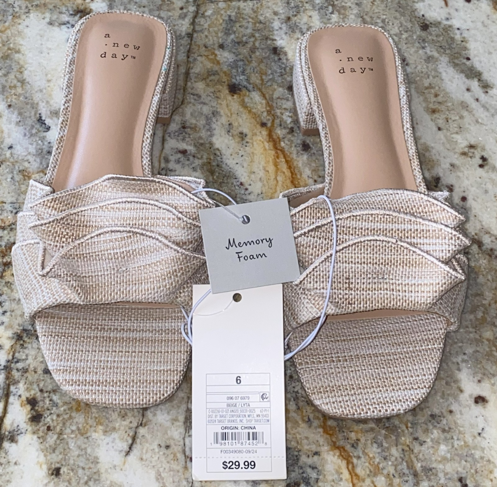 NEW W/TAGS A NEW DAY LYTA RAFFIA RUFFLE SANDALS W/MEMORY FOAM INSOLE WOMENS SZ 6