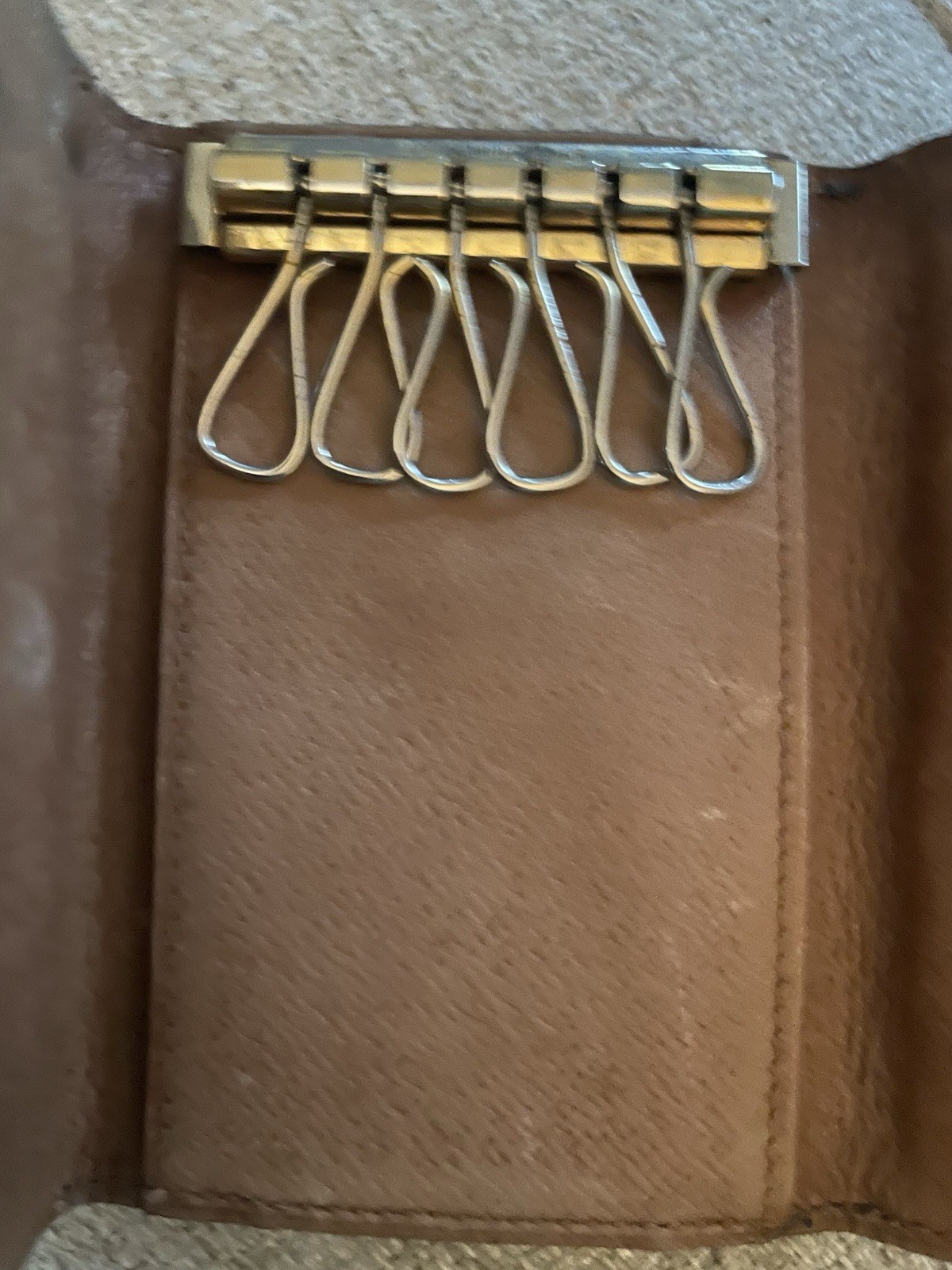 Louis Vuitton Monogram 6 Key Holder With All 6 Key Holders EUC
