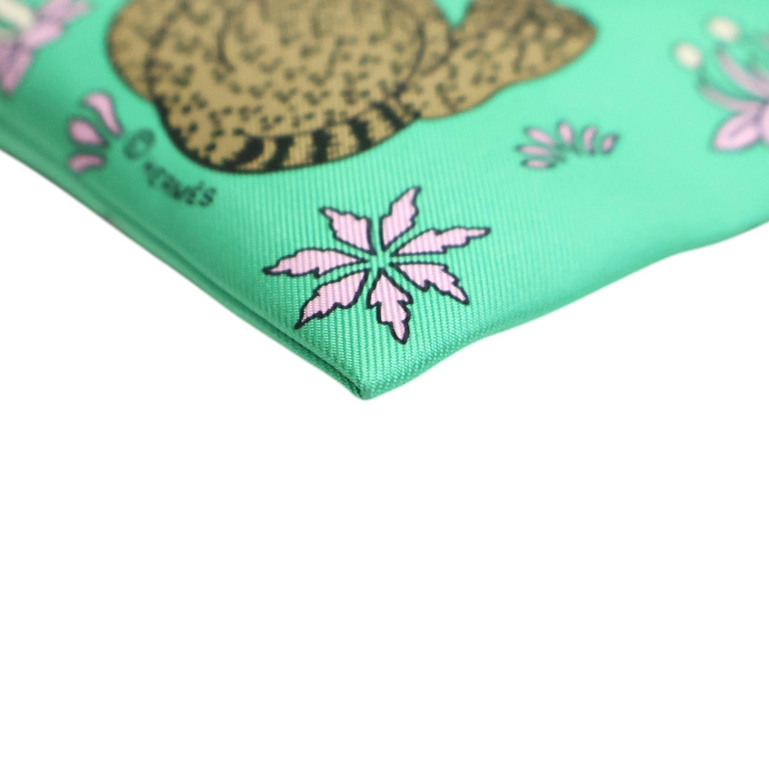 HERMES Les Leopards Silky Pocket Pouch Silk Green U Stamp H083771CKAD