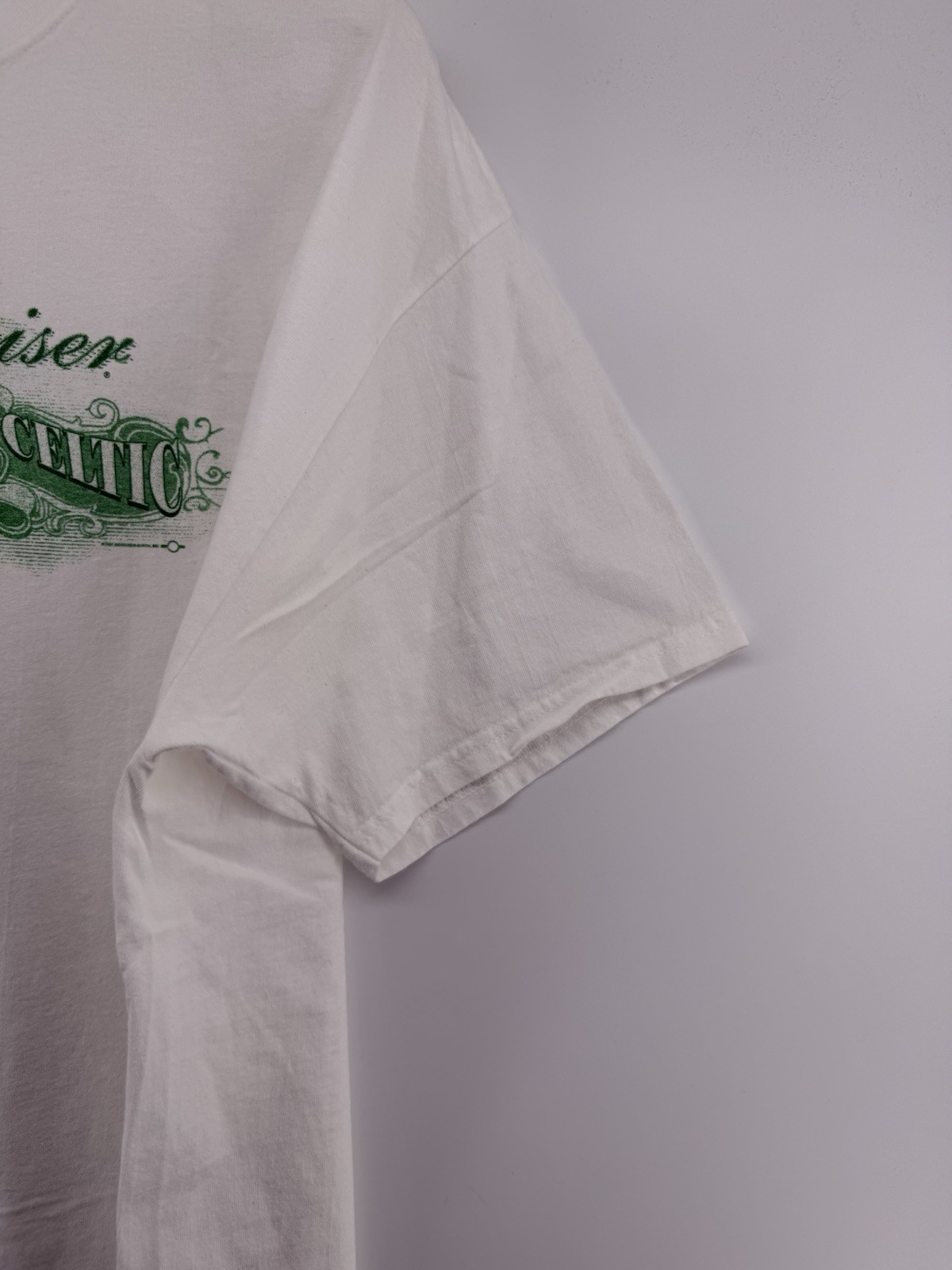 Budweiser T Shirt Mens XL White Graphic Crisp Clean Celtic Hanes Vintage
