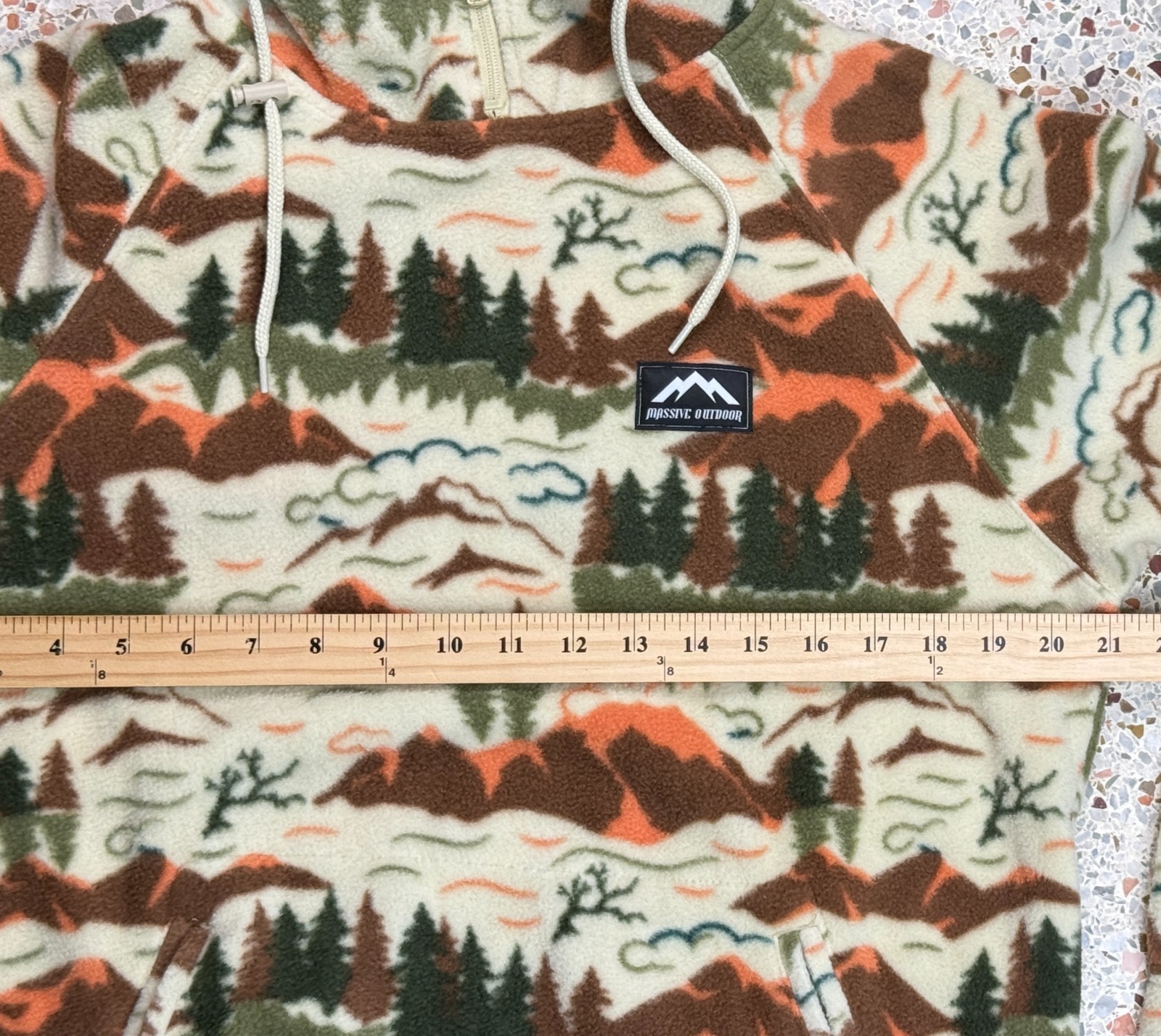 Massive Outdoor 1/4 Zip Outdoor Nature Pattern Long Sleeve Hoodie Fleece Size S
