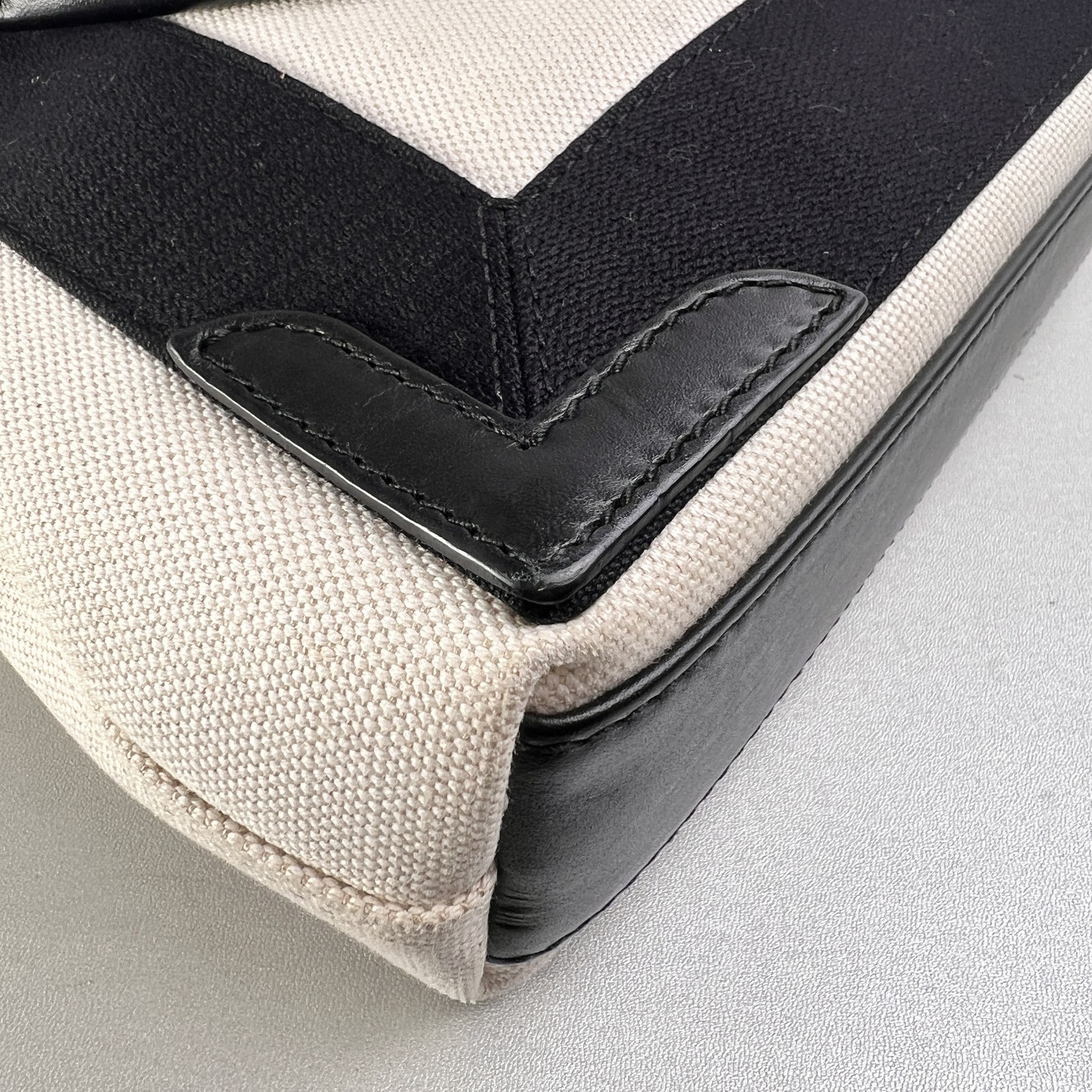 BALENCIAGA Tote Bag White A-13640