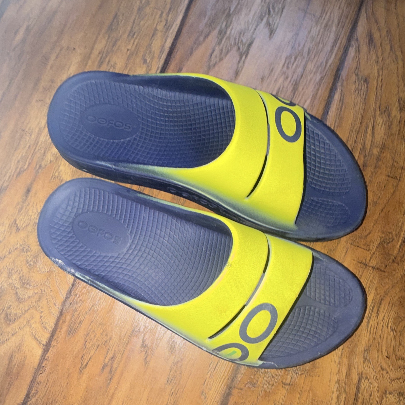 OOFOS Slide Sandals Cushioned Colorblock Yellow/Blue US M6-W8, EU 39