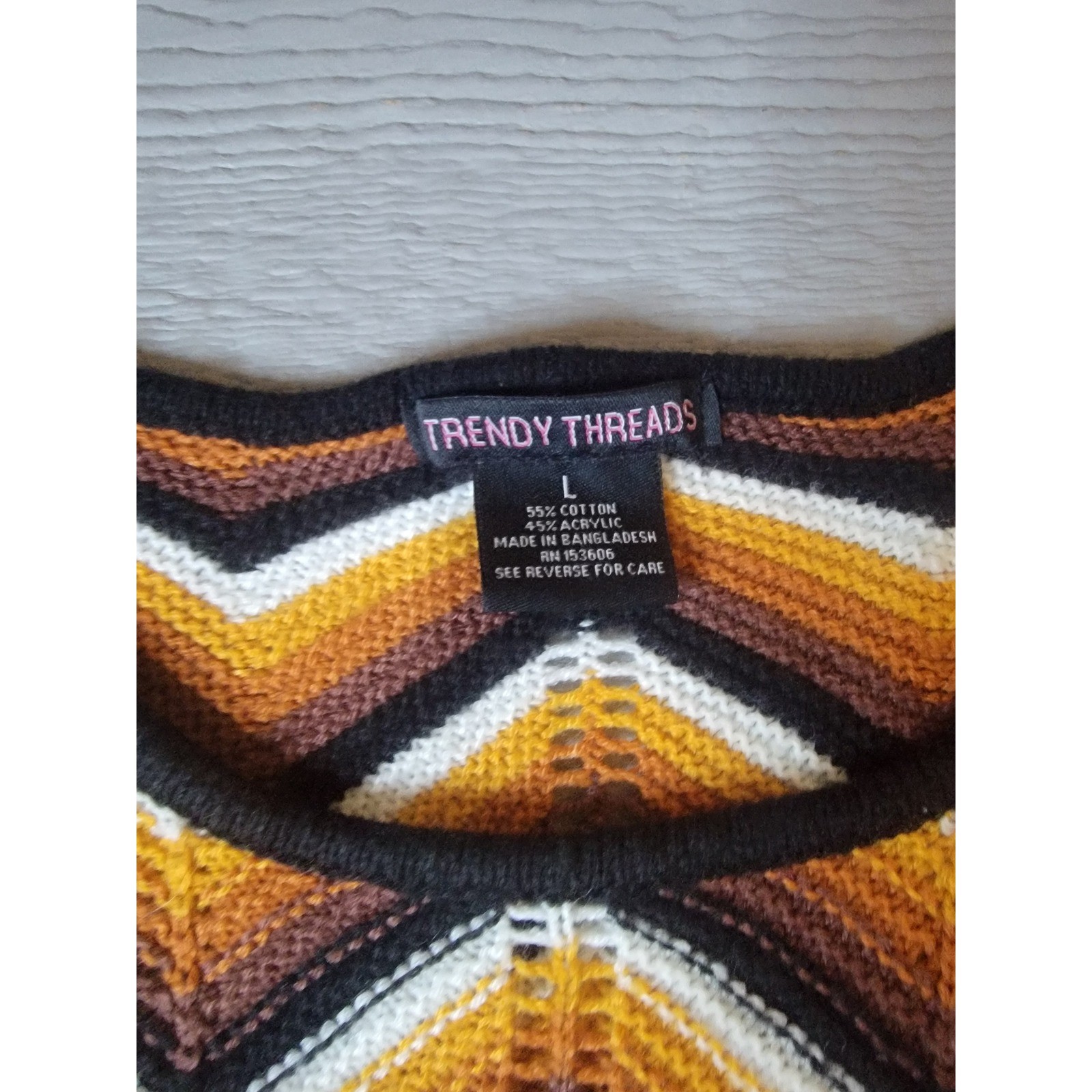 Trendy Threads Chevron Crochet Knit Sweater Orange Brown Zig Zag Bell Sleeve L