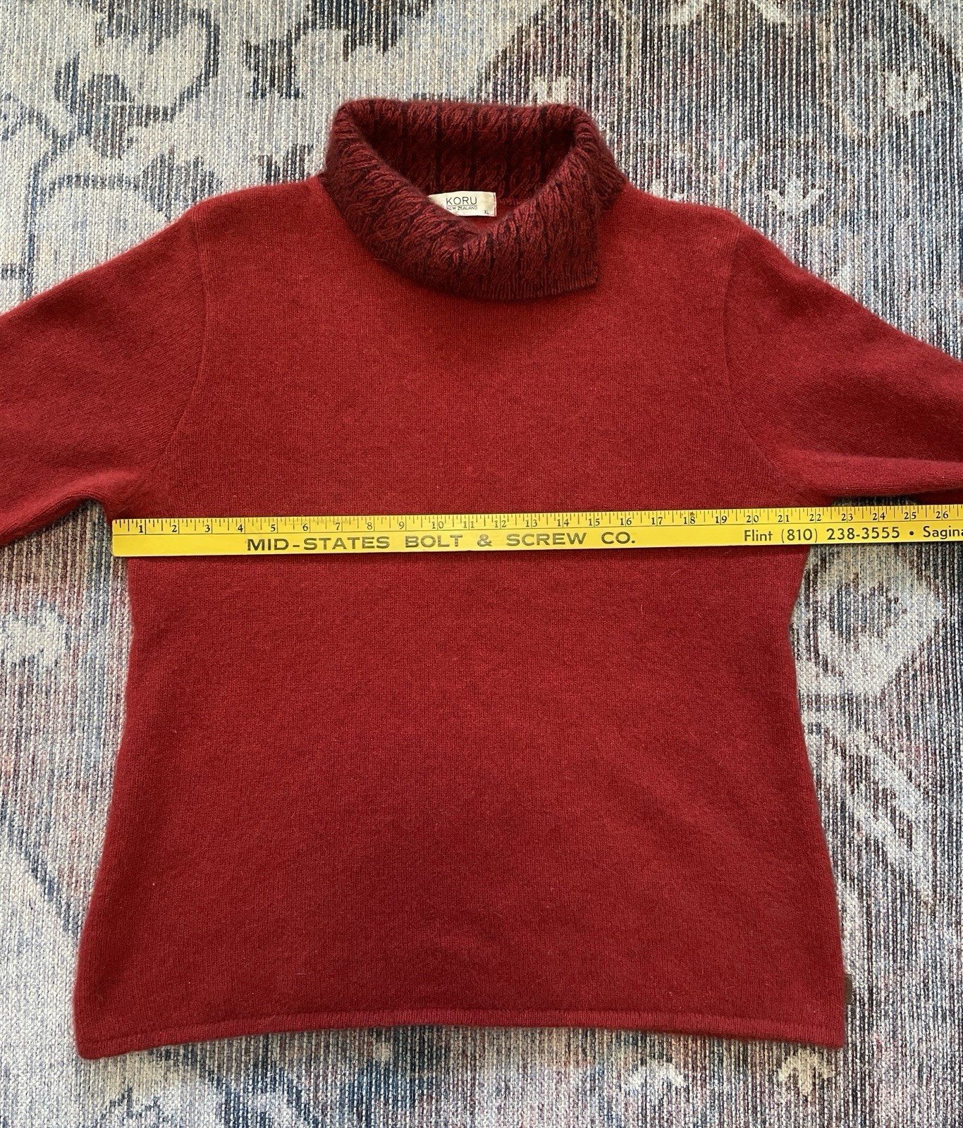 KORU Two Tone Red Jumper Sweater Wm’s XL Merino Wool, Possum,Silk Retail $240