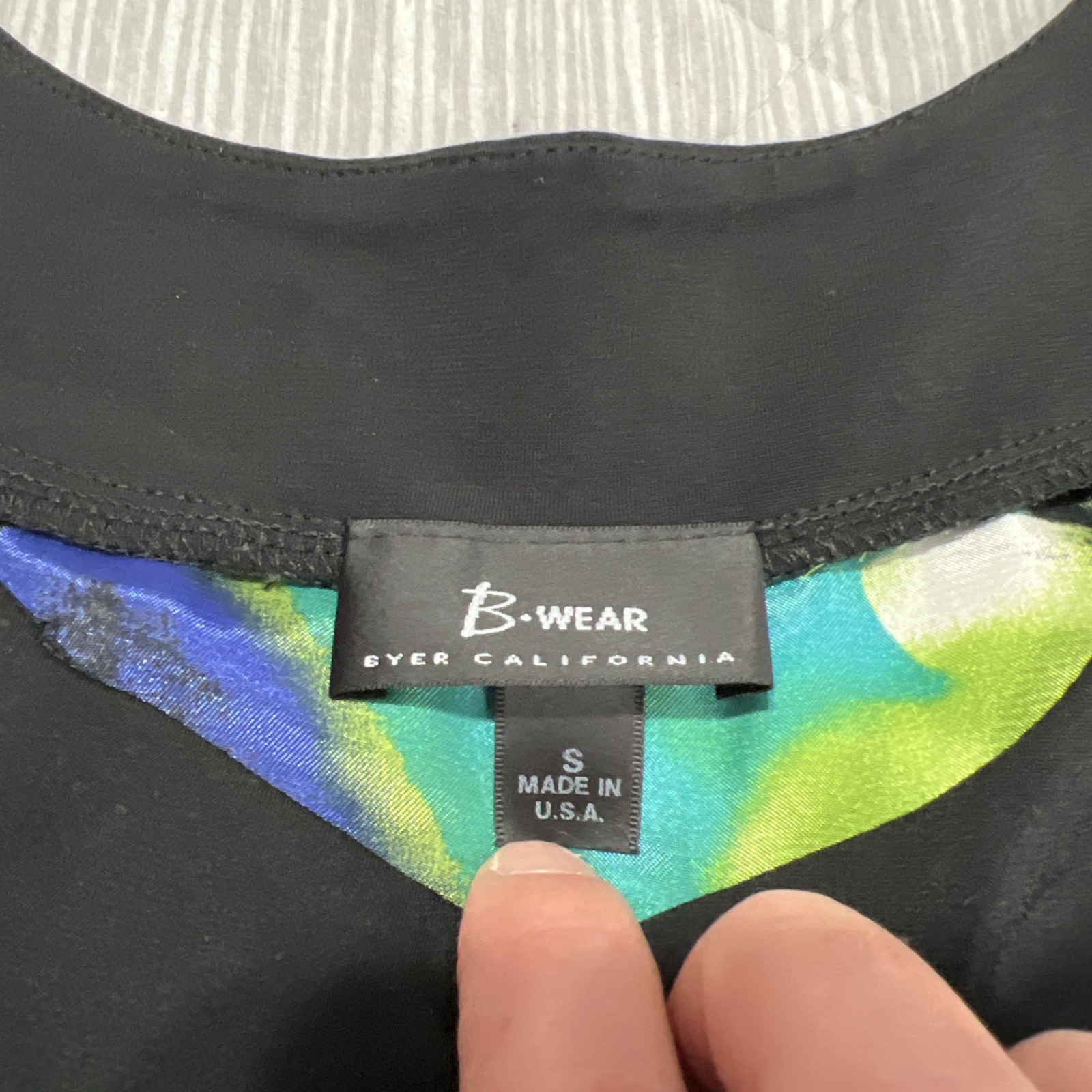 B Wear Tank Top Blouse Womens Small Black Sleeveless Colorful Stretch Artsy Boho