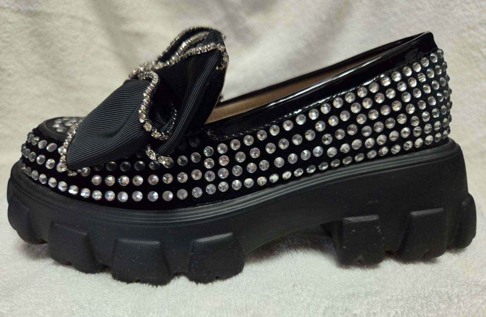Betsey Johnson Vincent Bow Black Rhinestone Chunky Platform Loafer Women’s 5.5 M