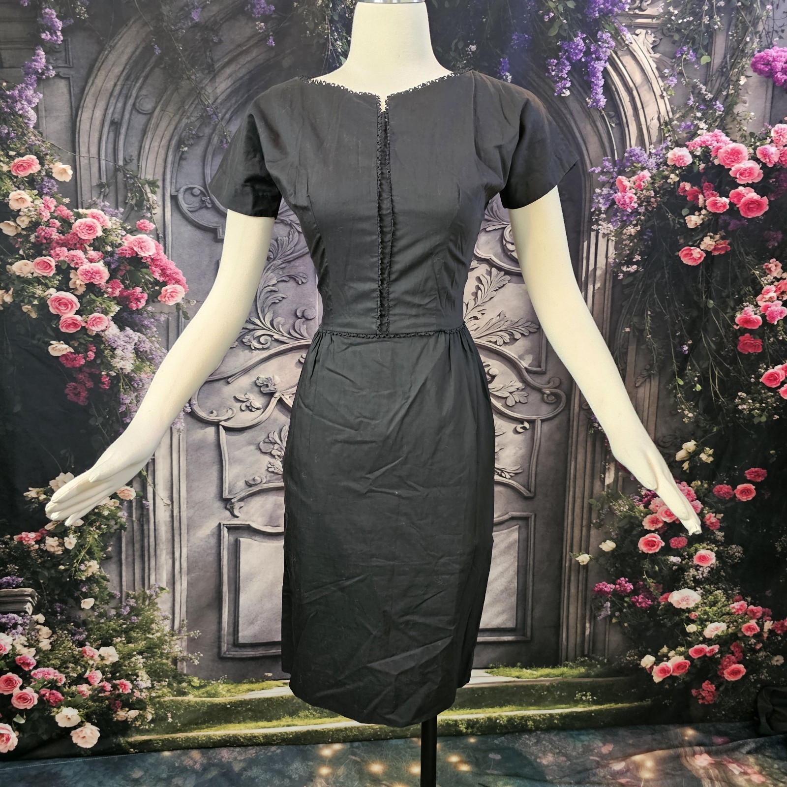 Vintage 1950s Wiggle Dress Fitted Black Polished Cotton Pinup