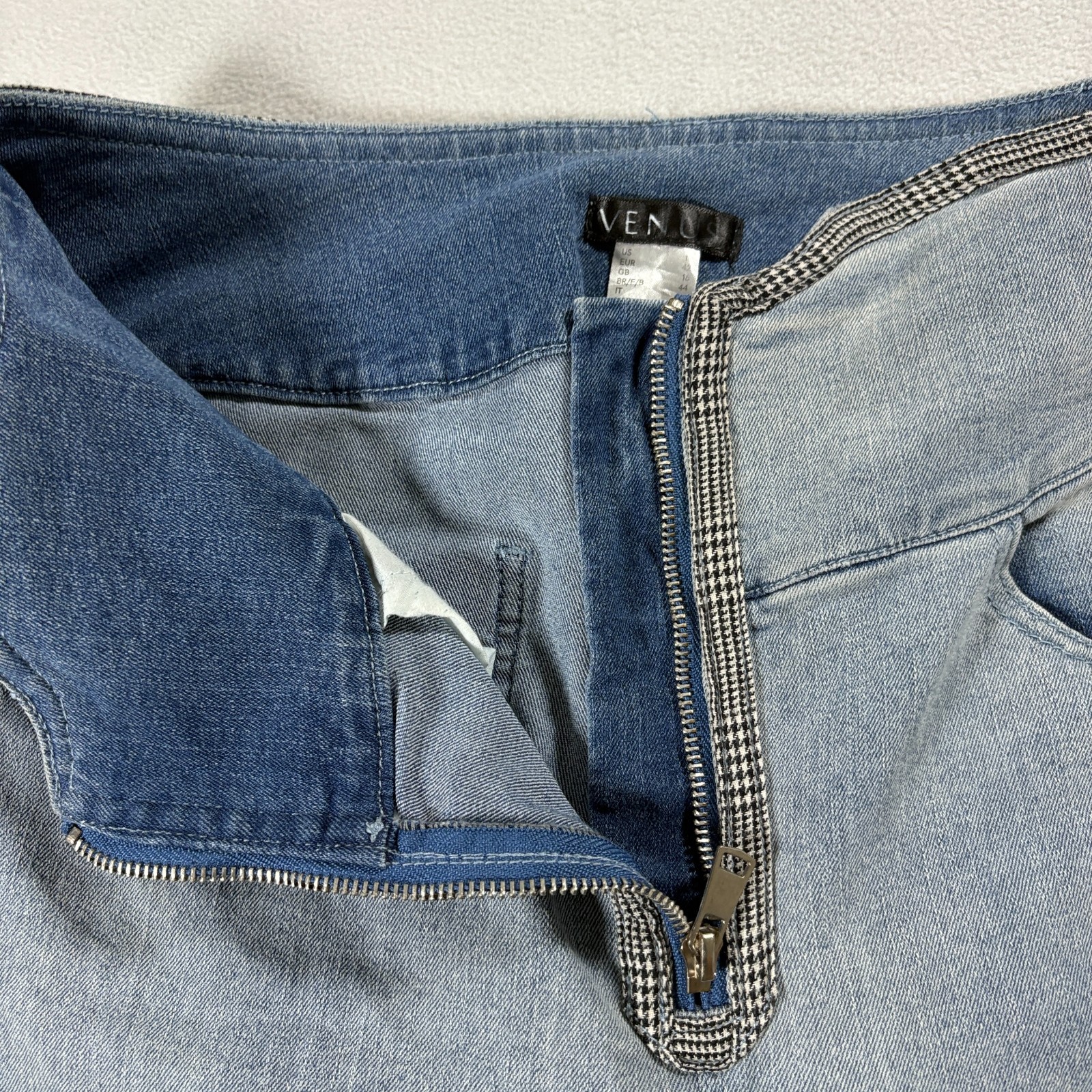High Rise Front Zip Skinny Jeans Stretch Womens Tag L Fits Like 30X28 Light Wash