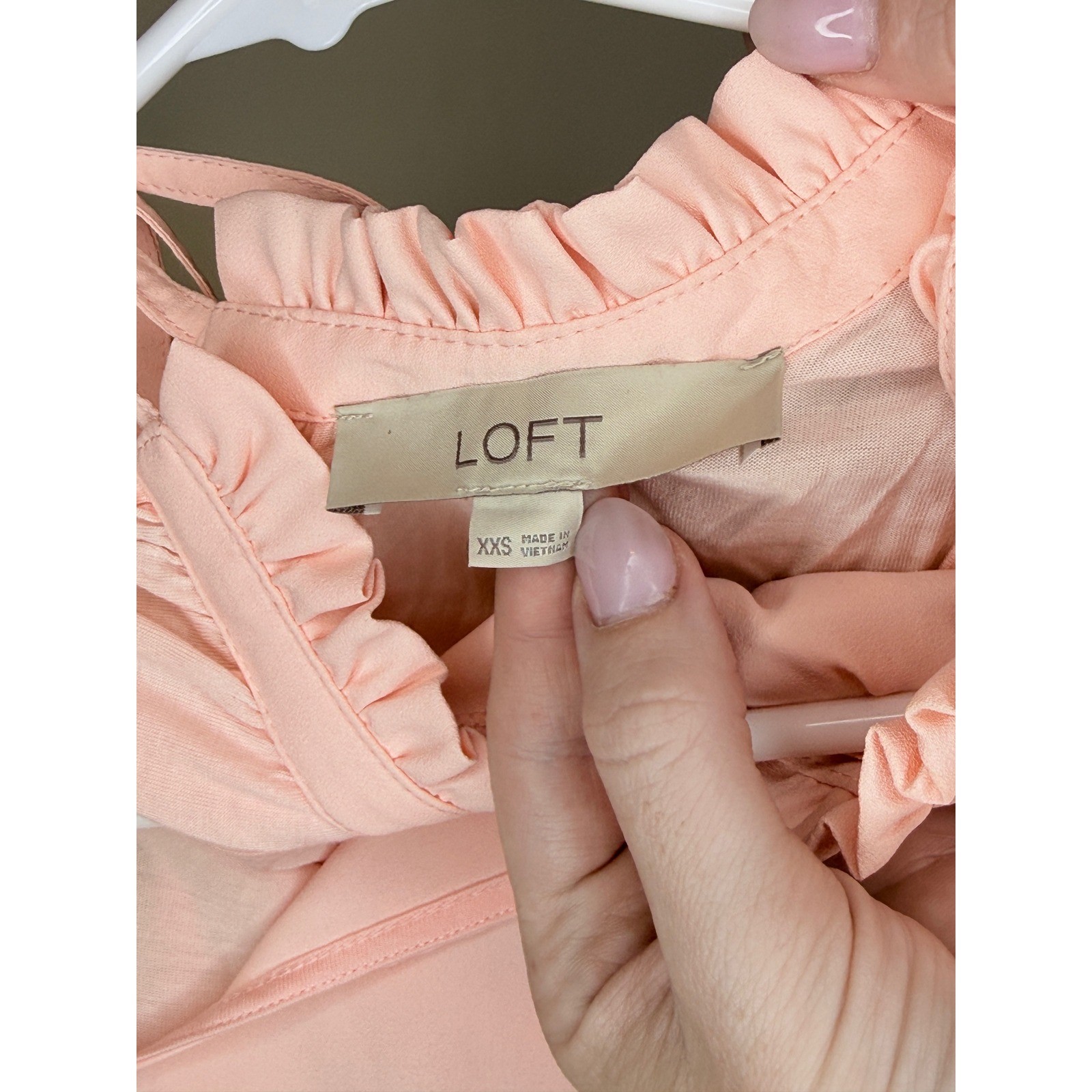Loft Pink Ruffle Neck Sleeveless Tie Back Blouse XXS [Good Used]