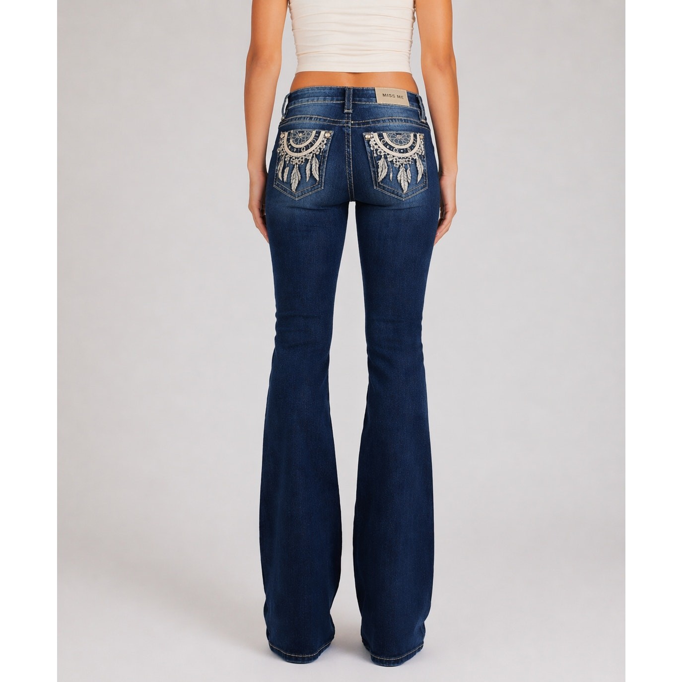 Miss Me Dark Wash Mid Rise Boot Jeans Y2k Rhinestone Boho Women’s Size 28 x 32