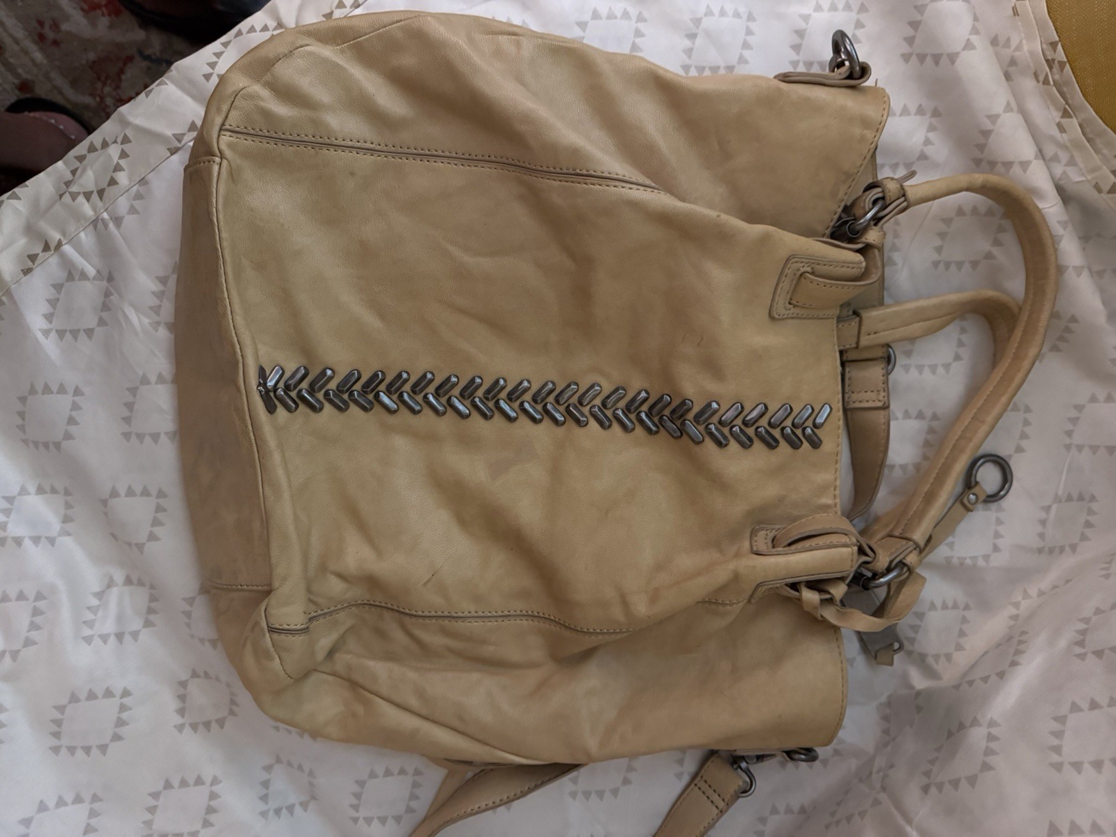 Lucky Brand Beige Satchel Top Handle Bag Zip Closure w/ Detachable Strap