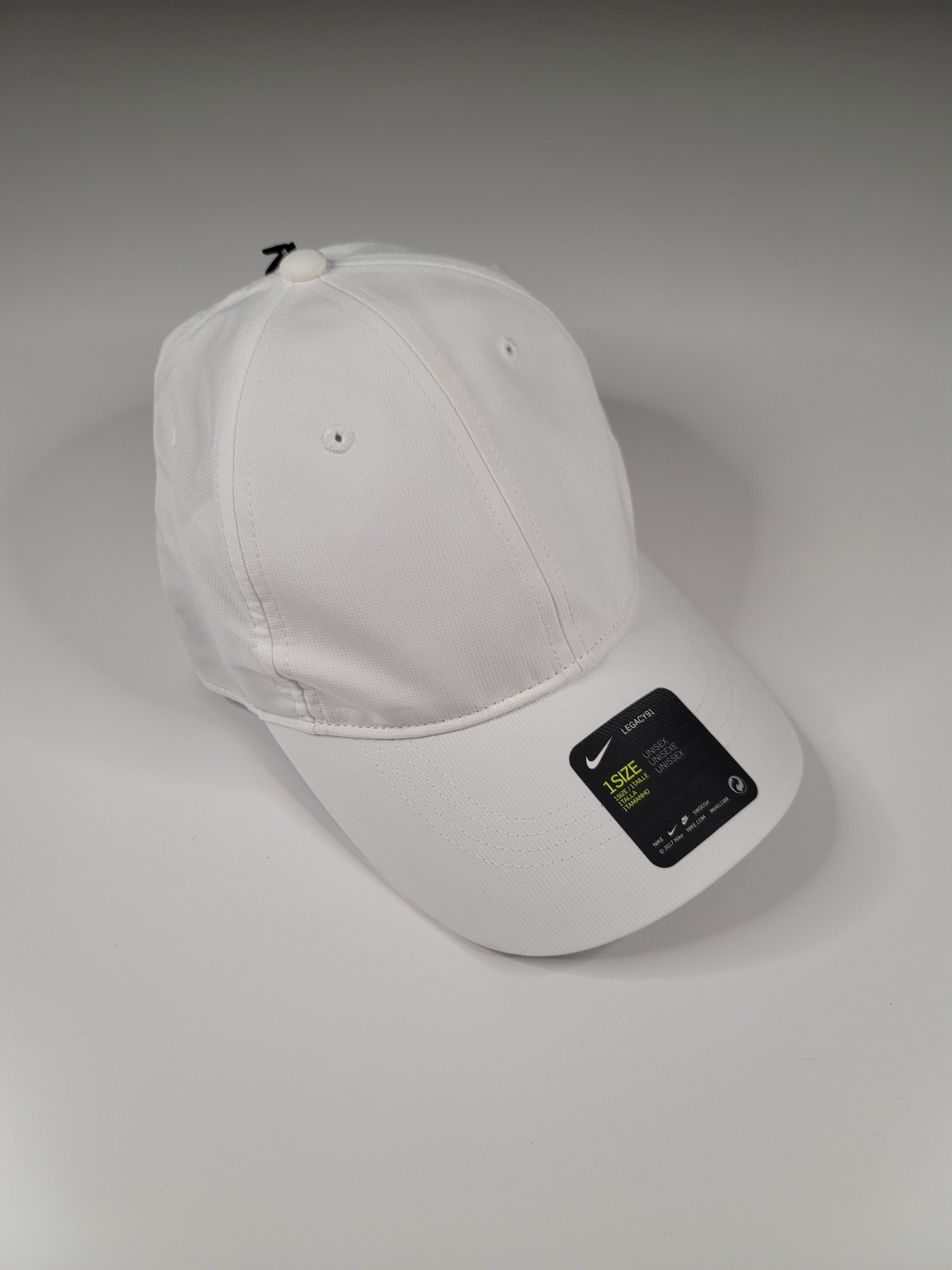 Nike Men’s Golf Hat White Legacy91 Adjustable Strap New
