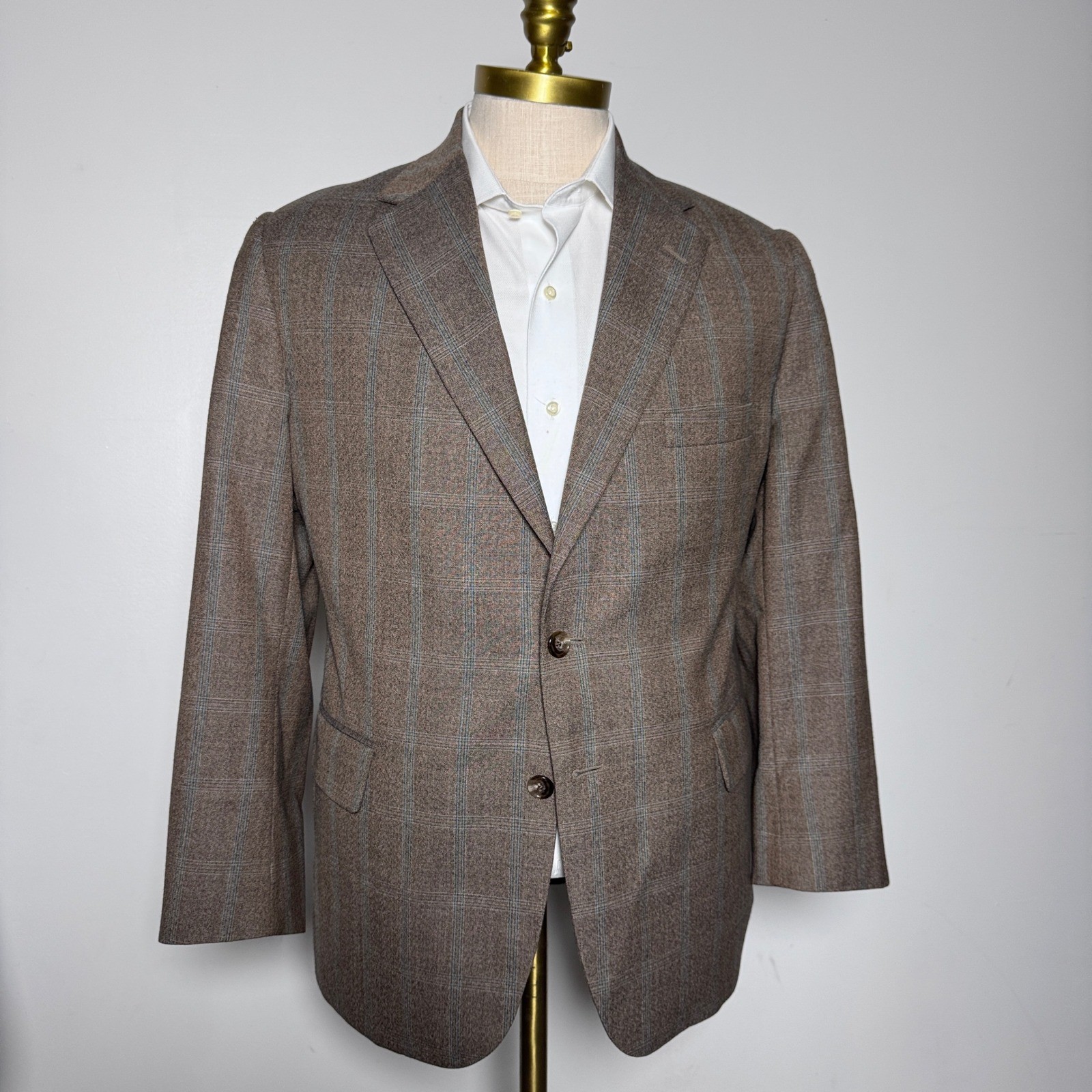 Tom James Blazer Mens 38S Brown Plaid Corporate Image Two Button Wool Sport Coat