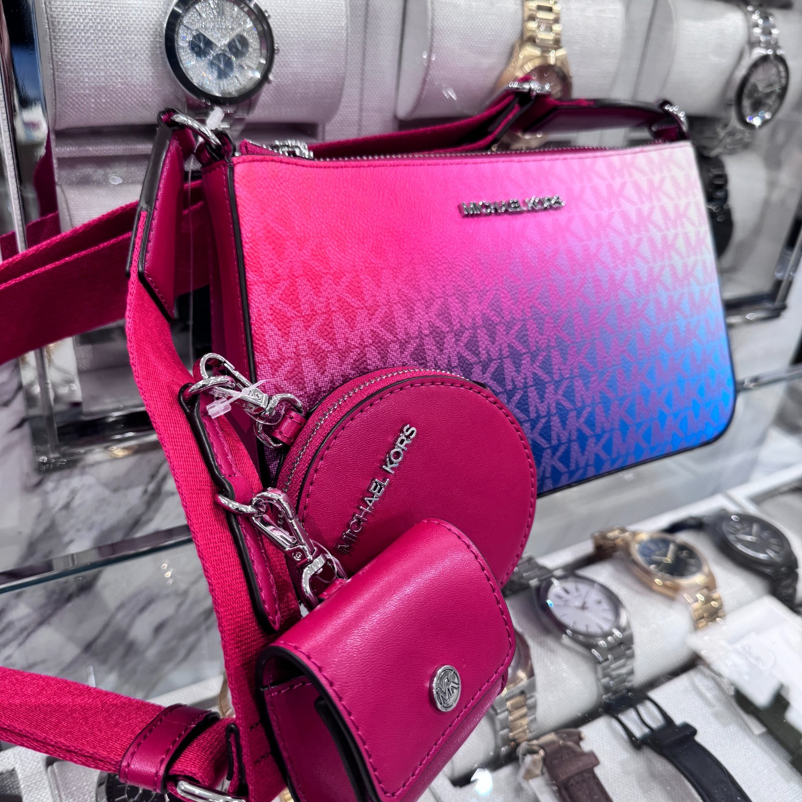 Michael Kors Jet Set Travel S Crossbody Tech 3in1 Bag Dark Raspberry color shift