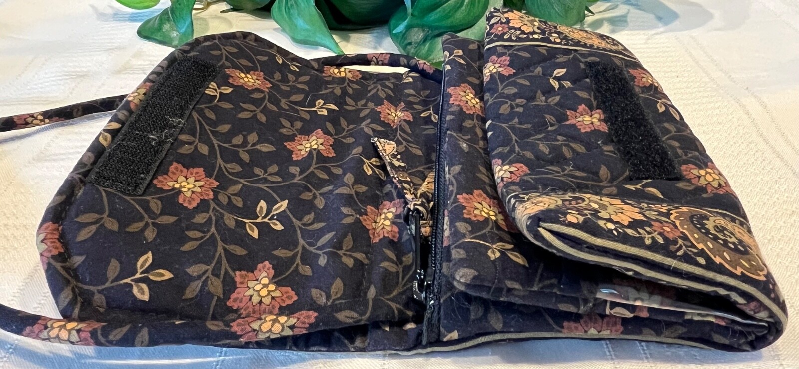 Vera Bradley Vintage Crossbody Organizer Black Walnut Wallet with Strap 1999 US