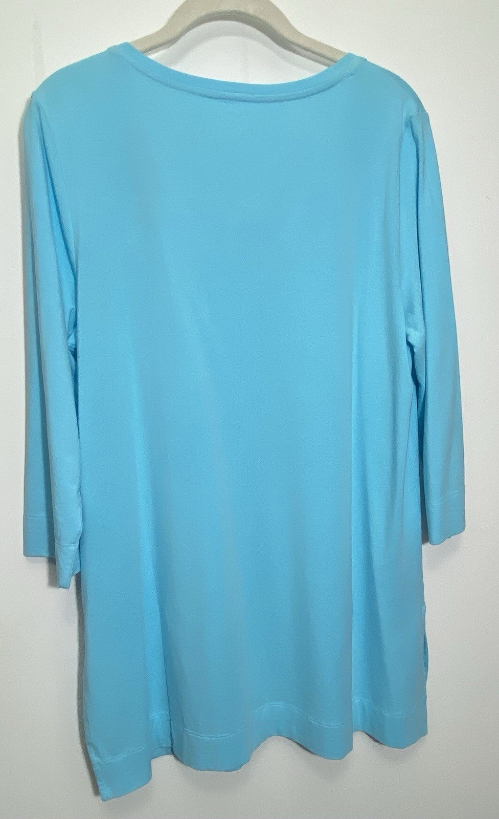 Chicos Size 1 Refined Jersey 3 Qtr sleeves Tunic Top V Neck Clear Aqua $55 NWT