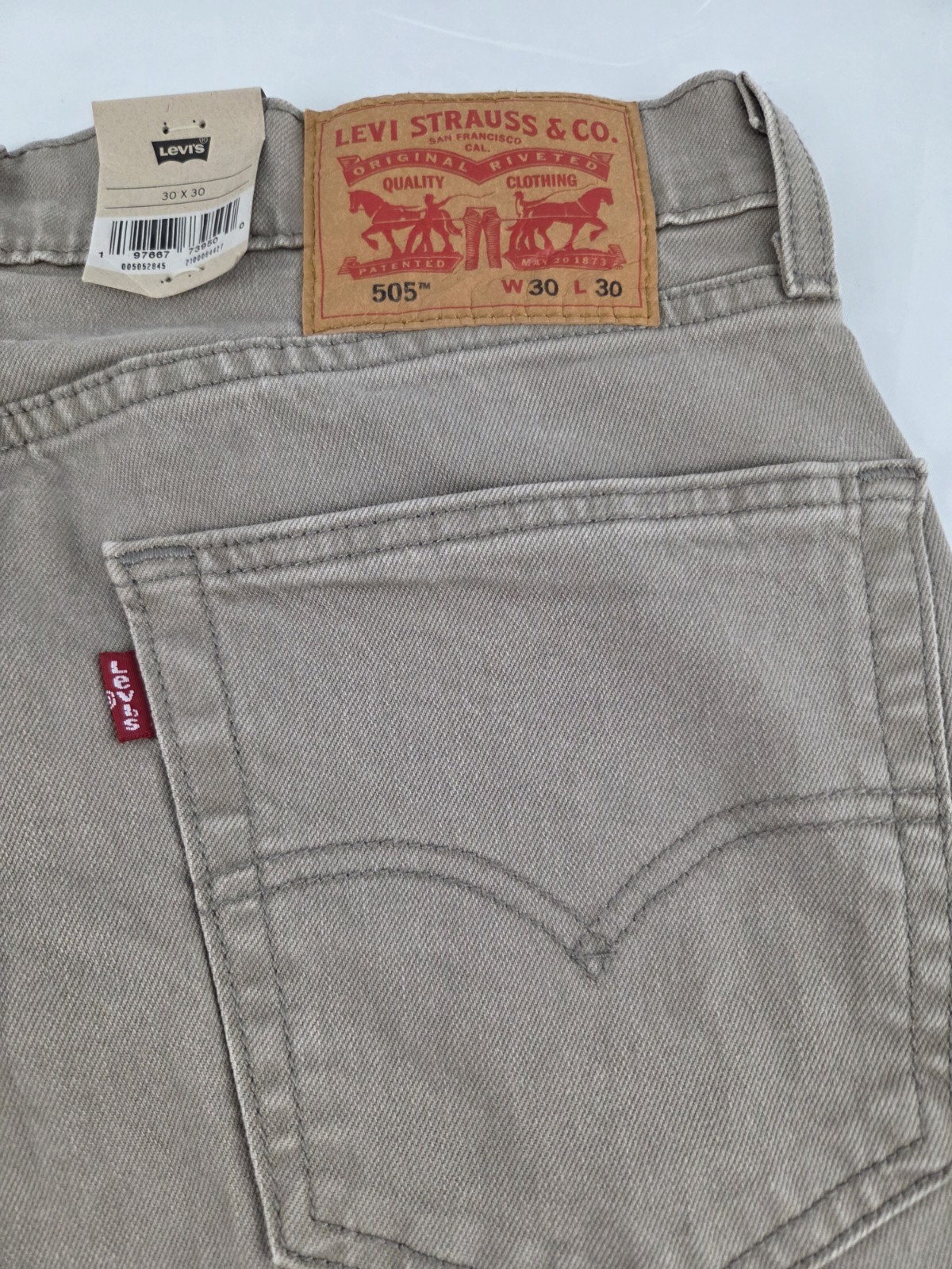 Levis Mens Jeans 505 Regular Straight Leg Stretch Size 30X30 Sand Brown