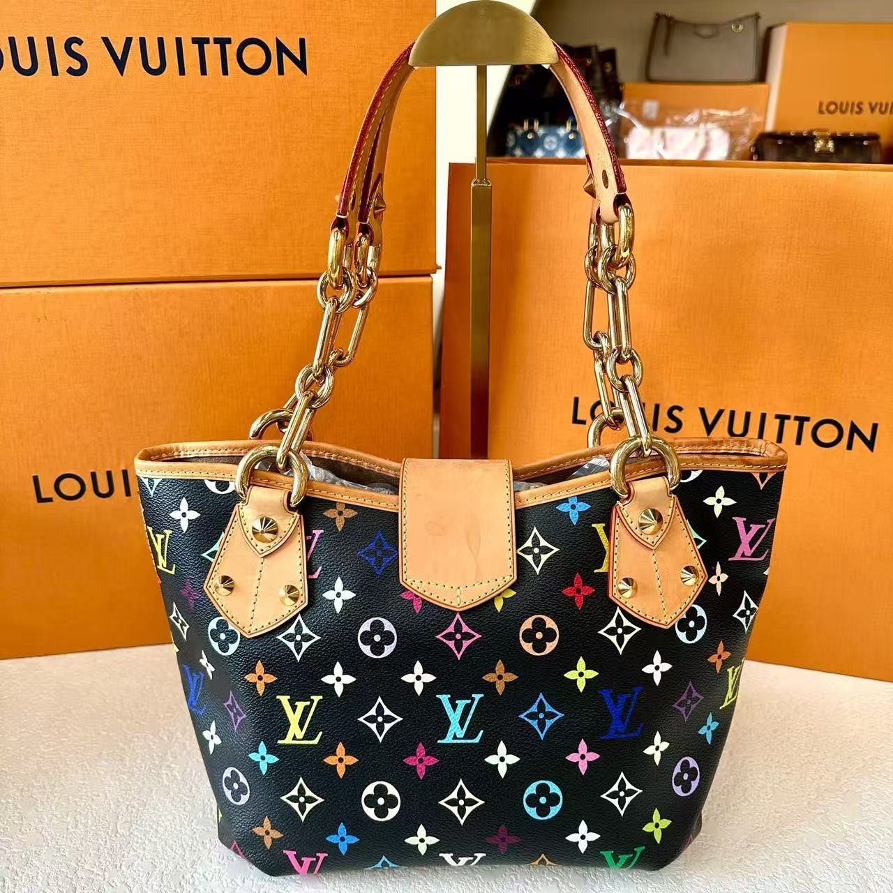 Louis Vuitton Annie Monogram Multicolor Black Small Shoulder Bag 26×19 cm