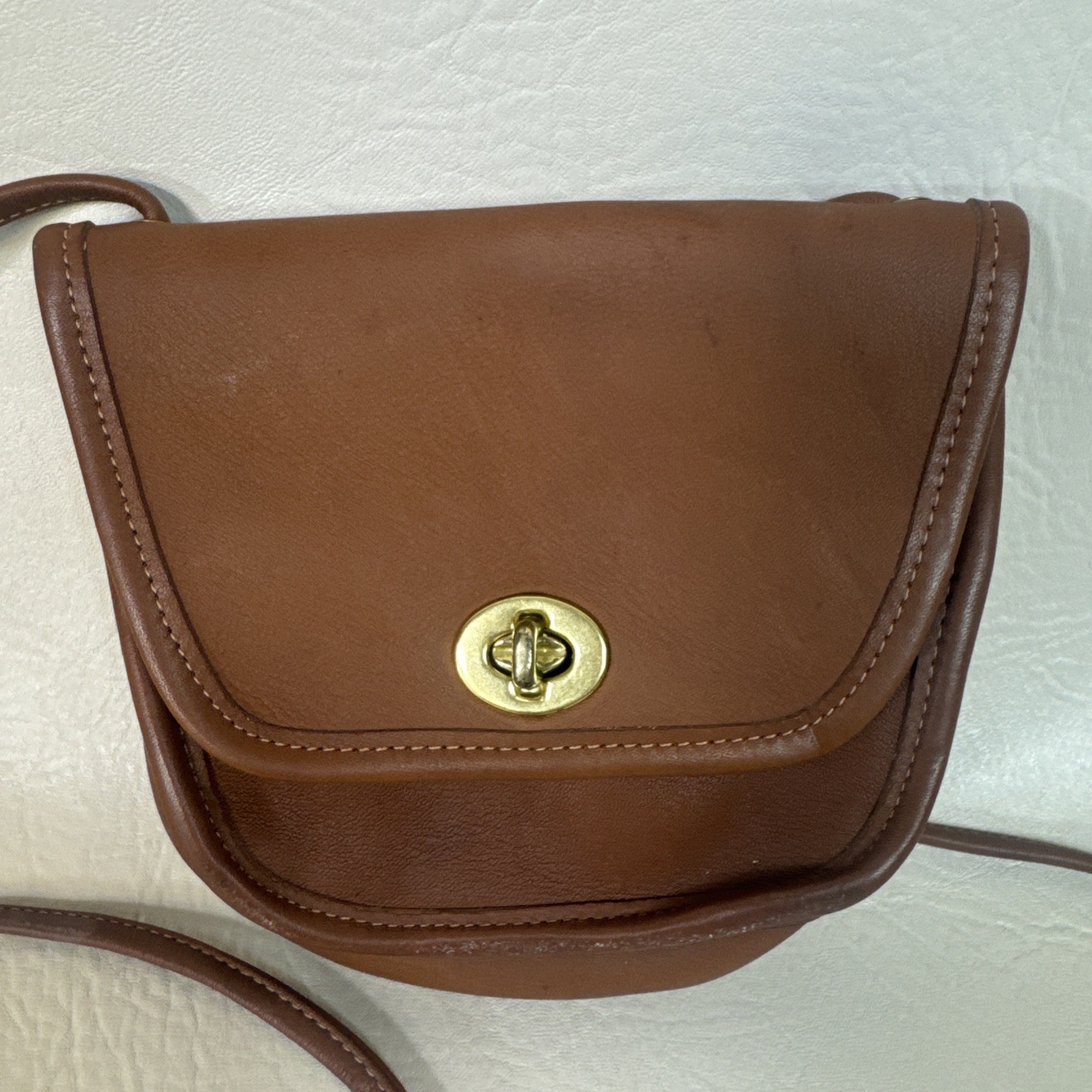 Vintage Old Coach B4D 9934 Mini Shoulder Women’s Bag Brown