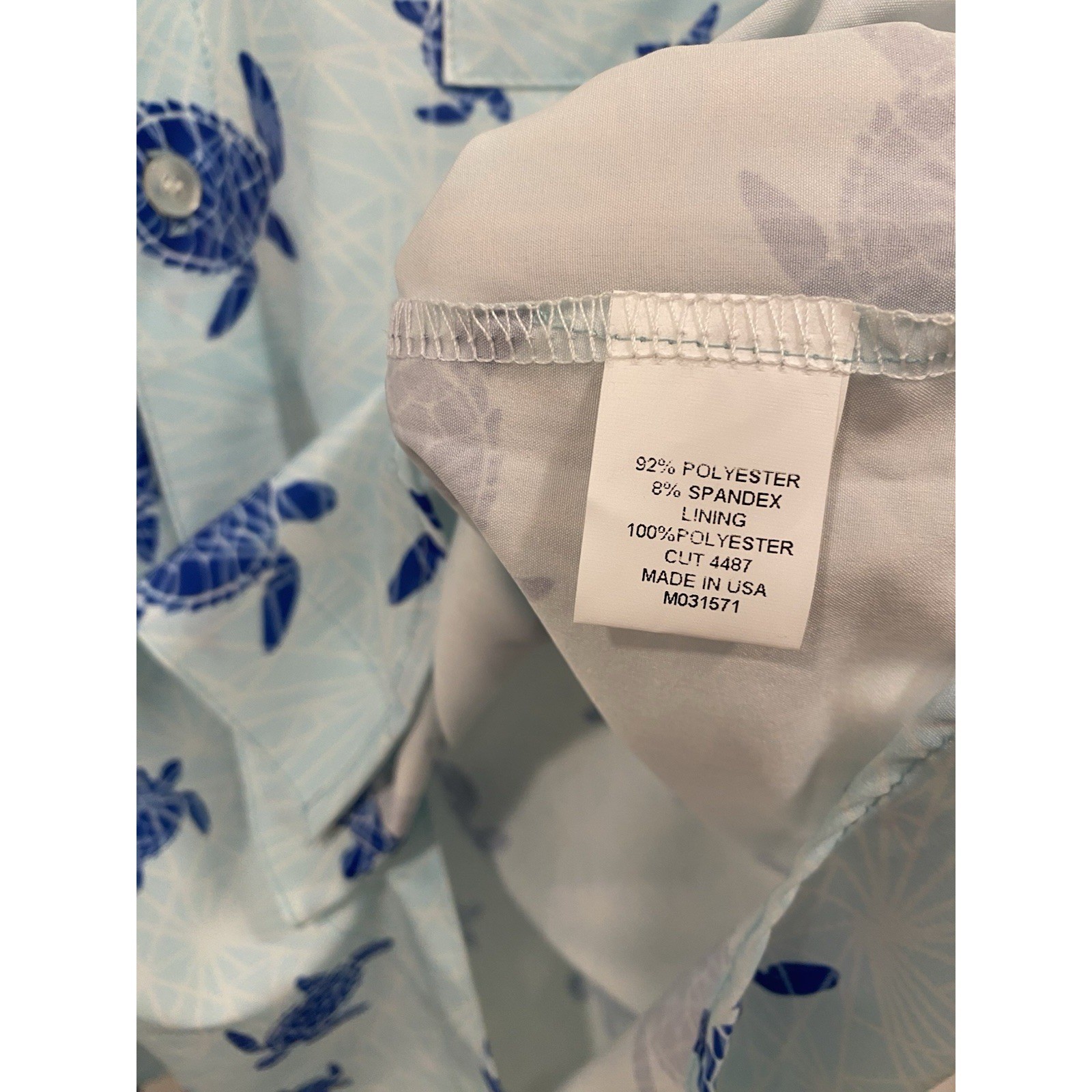 Weekender sportswear beach button down Top Blue turltle print SZ medium