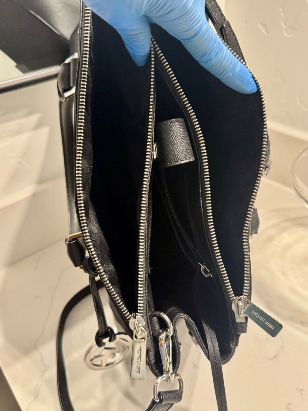 Michael Kors Sutton Large Satchel (Center Stripe Black/Optic White) with tags