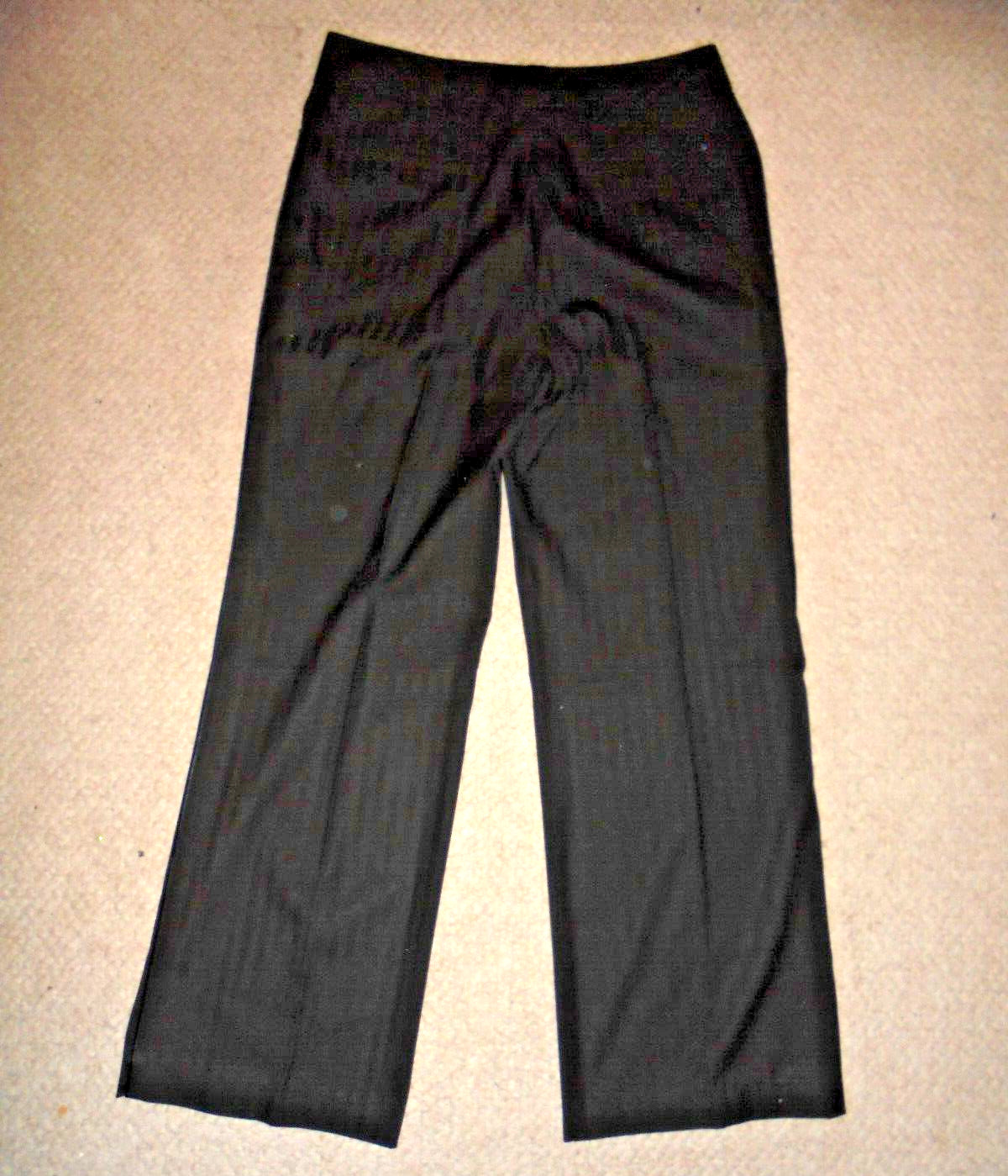 Worthington Women’s Stretch Slight Bootcut Dress Pants Size 8 Black striped New