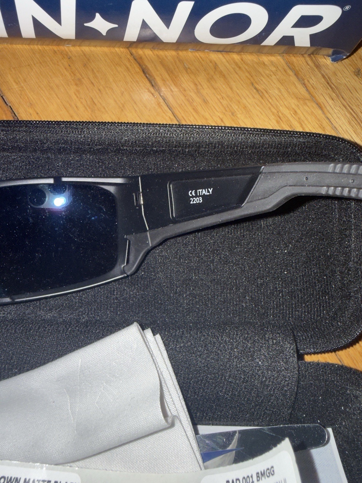 Authentic Fin-Nor 12/0 Sunglasses – Matte Black / Blue Mirror