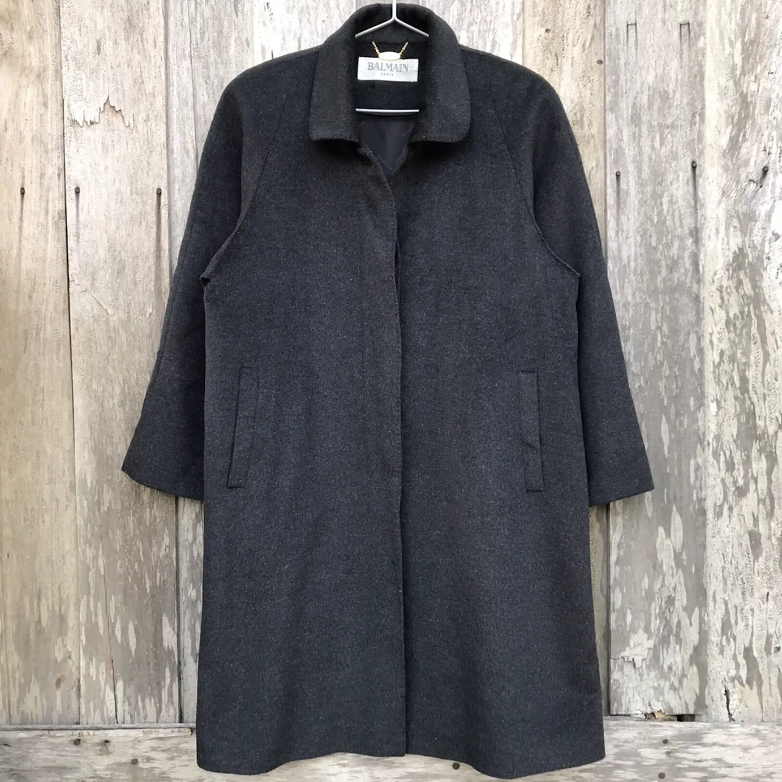 Balmain Grey Wool Coat Men or Women’s Size Large (24 In Pit-To-Pit)