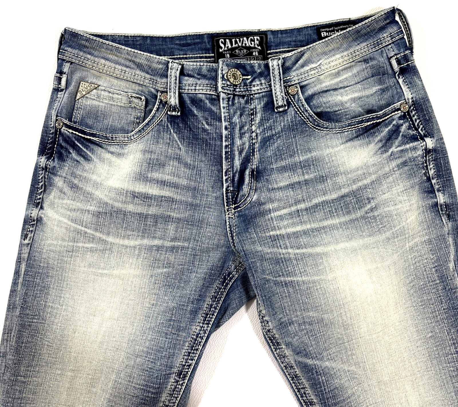 Salvage Buckle Mayhem Jeans Mens 33R Straight Fit Light Wash Whiskered Denim EUC