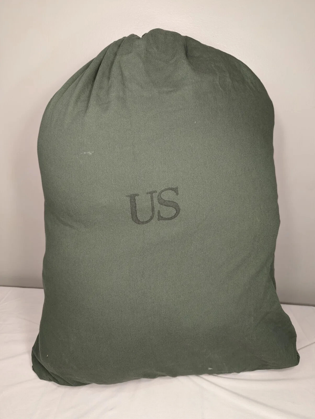 EXCELLENT – US Military Barracks Cotton Laundry Bag Green NSN 8465-00-530-3692
