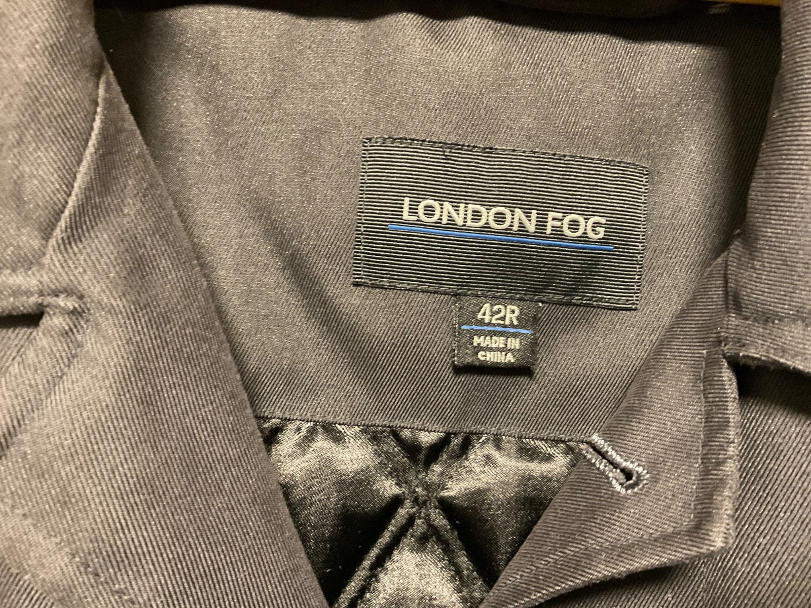 London Fog rain coat zip out lining Men’s size 42 Regular Black
