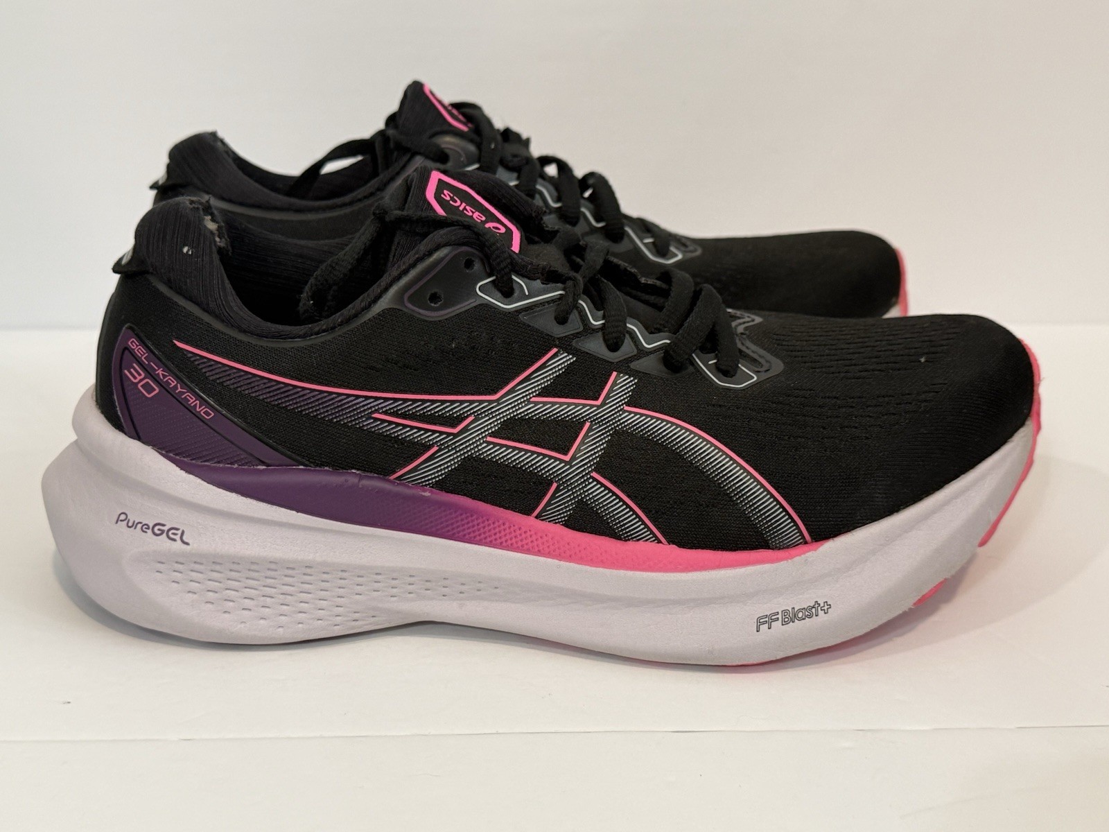 ASICS Women’s Gel-Kayano 30 1012B357 Black Pink Running Shoes Size 8.5
