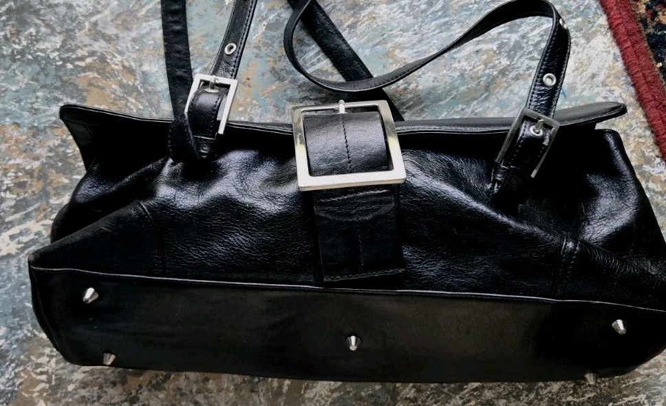 Kenneth Cole Leather Purse Shoulder Bag Black Silver Buckle Magnetic See Photos