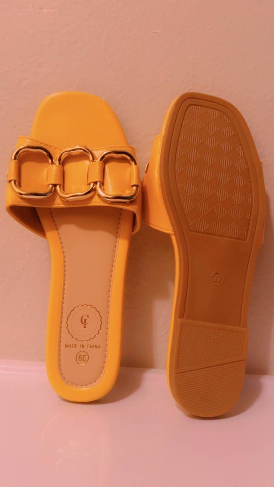 Good Shoes for Women’s Various Color Available In Various Sizes 38/40/ 37/ 39/