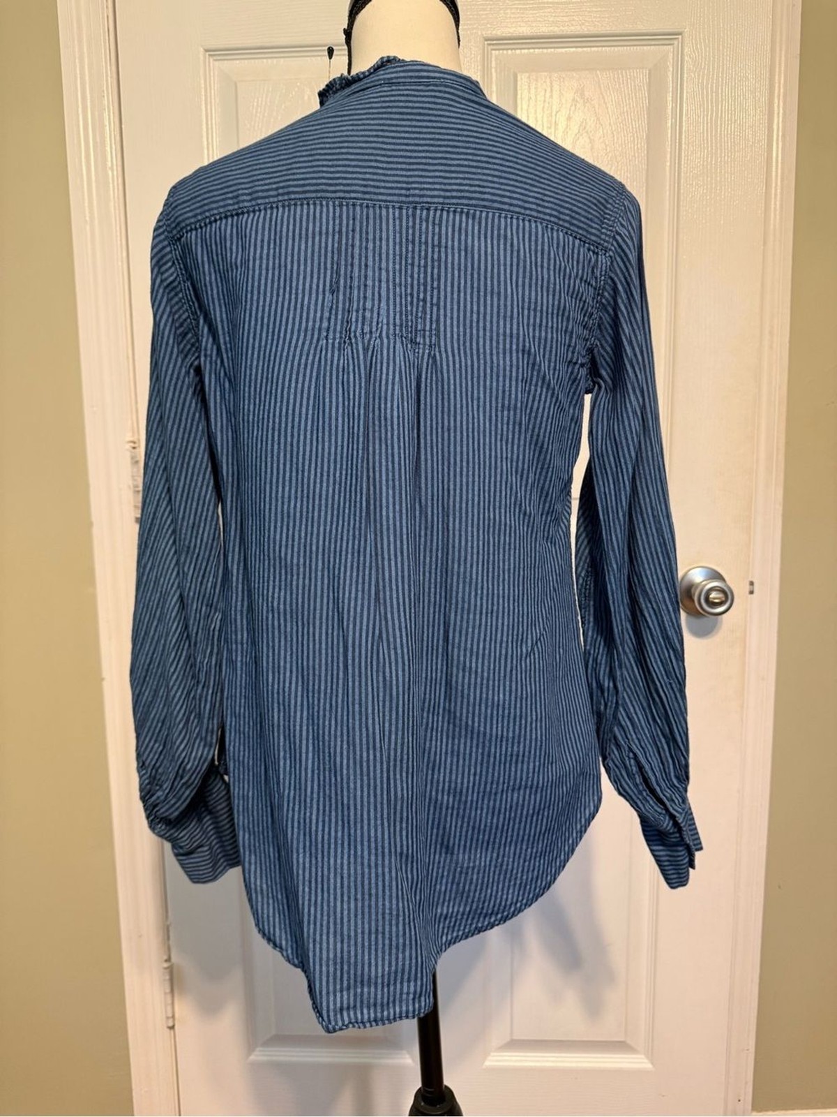 Sundance Navy and Light Blue 100% Cotton Striped Top