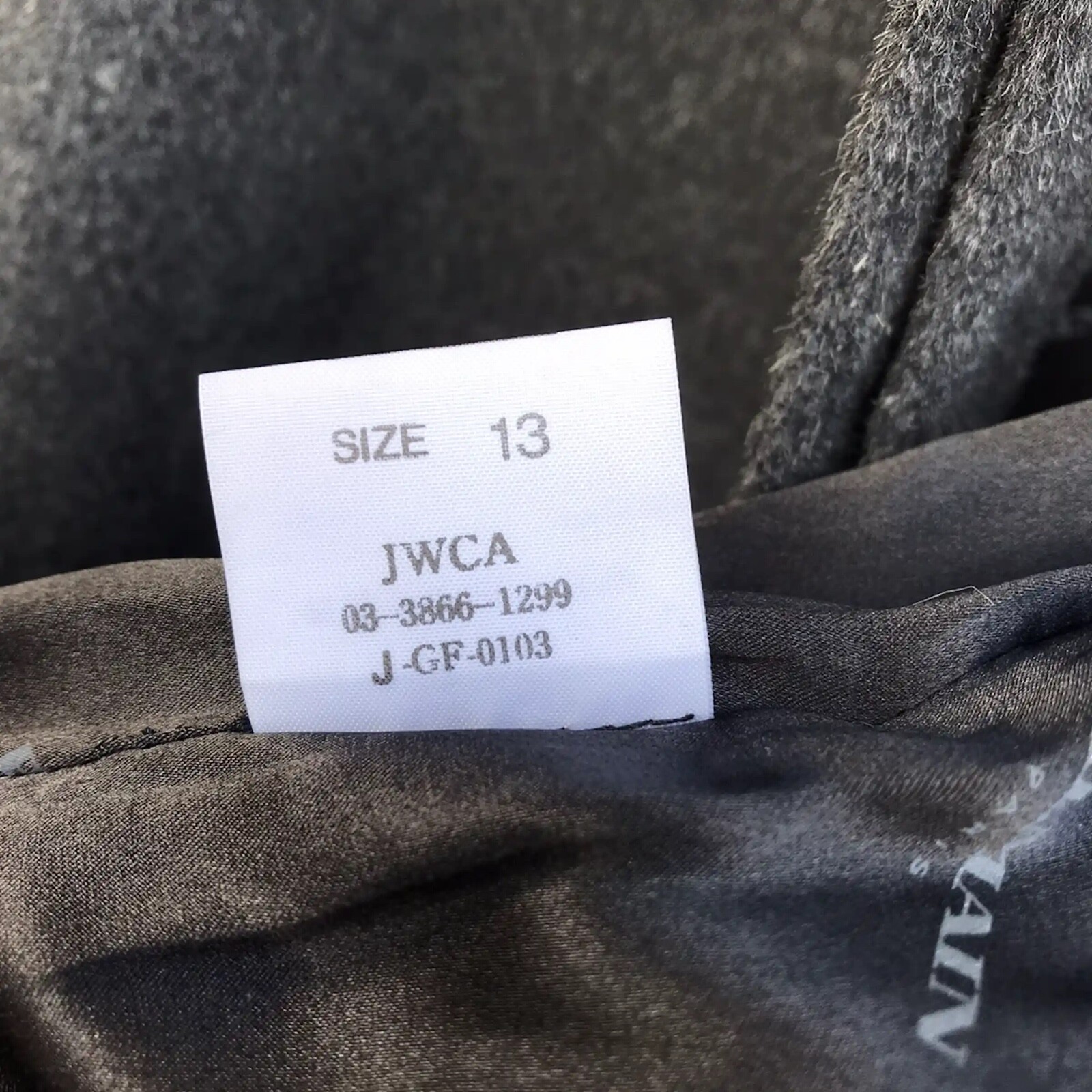 Balmain Grey Wool Coat Men or Women’s Size Large (24 In Pit-To-Pit)