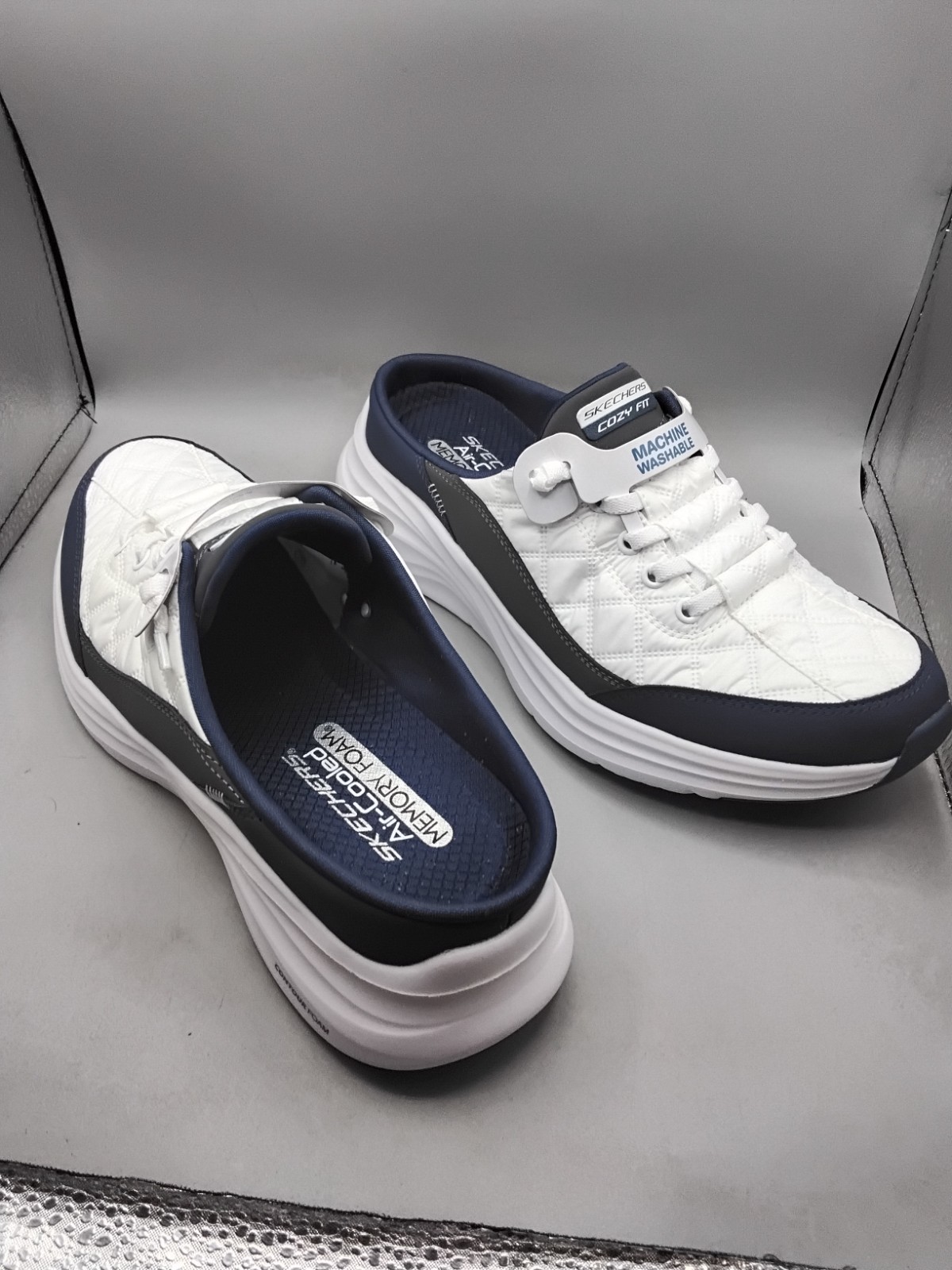 Skechers Contour Foam Cozy Fit Women’s Mules -Sweet Embrace 8.5M White Navy