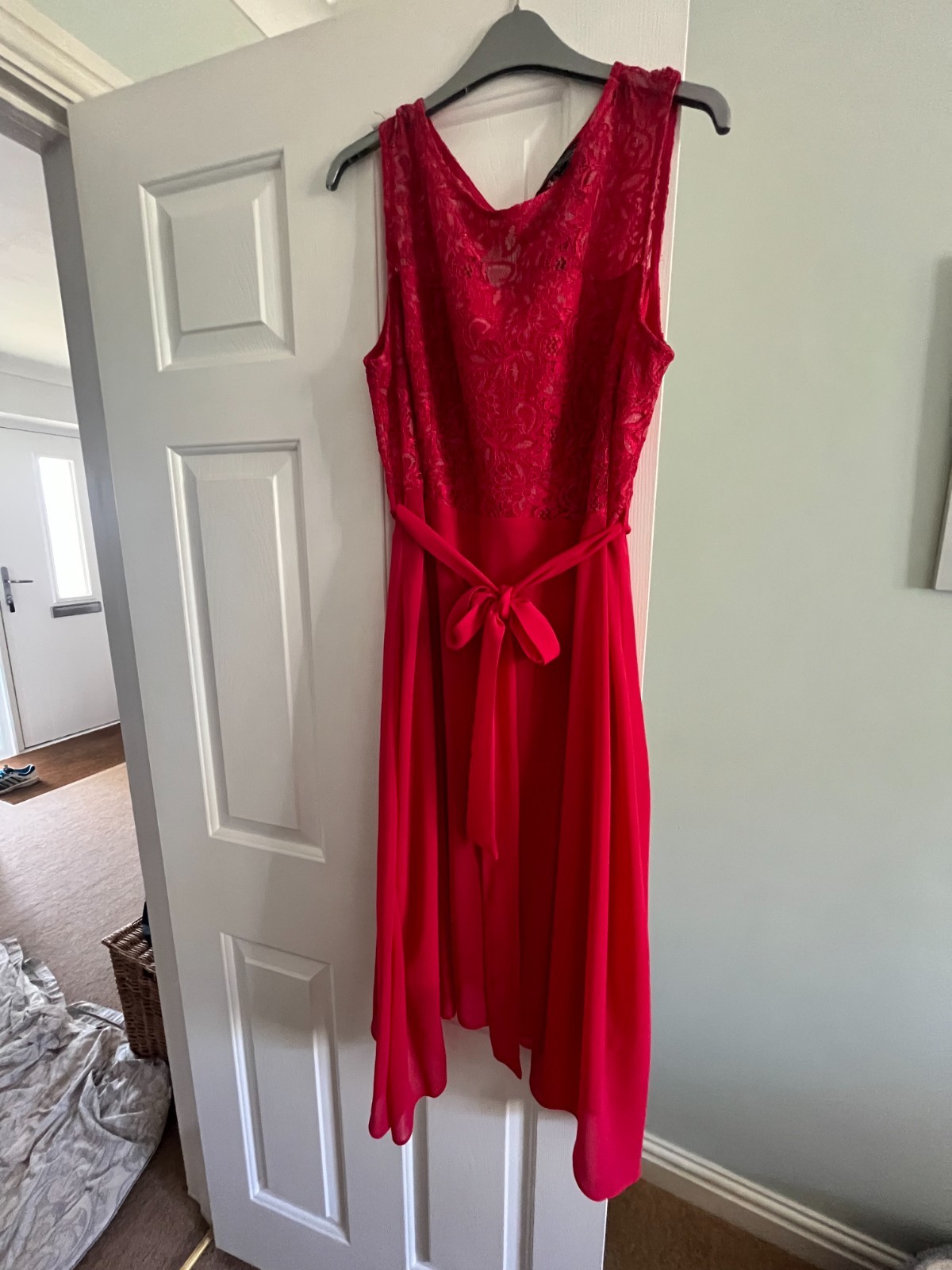 Billie & Blossom, by Dorothy Perkins (Size 16)