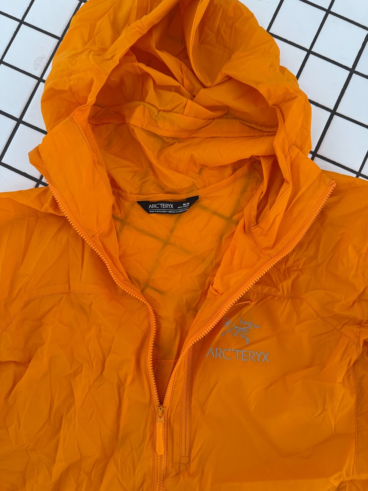 ARC’TERYX Squamish Hoody Orange M Ripstop Windbreaker