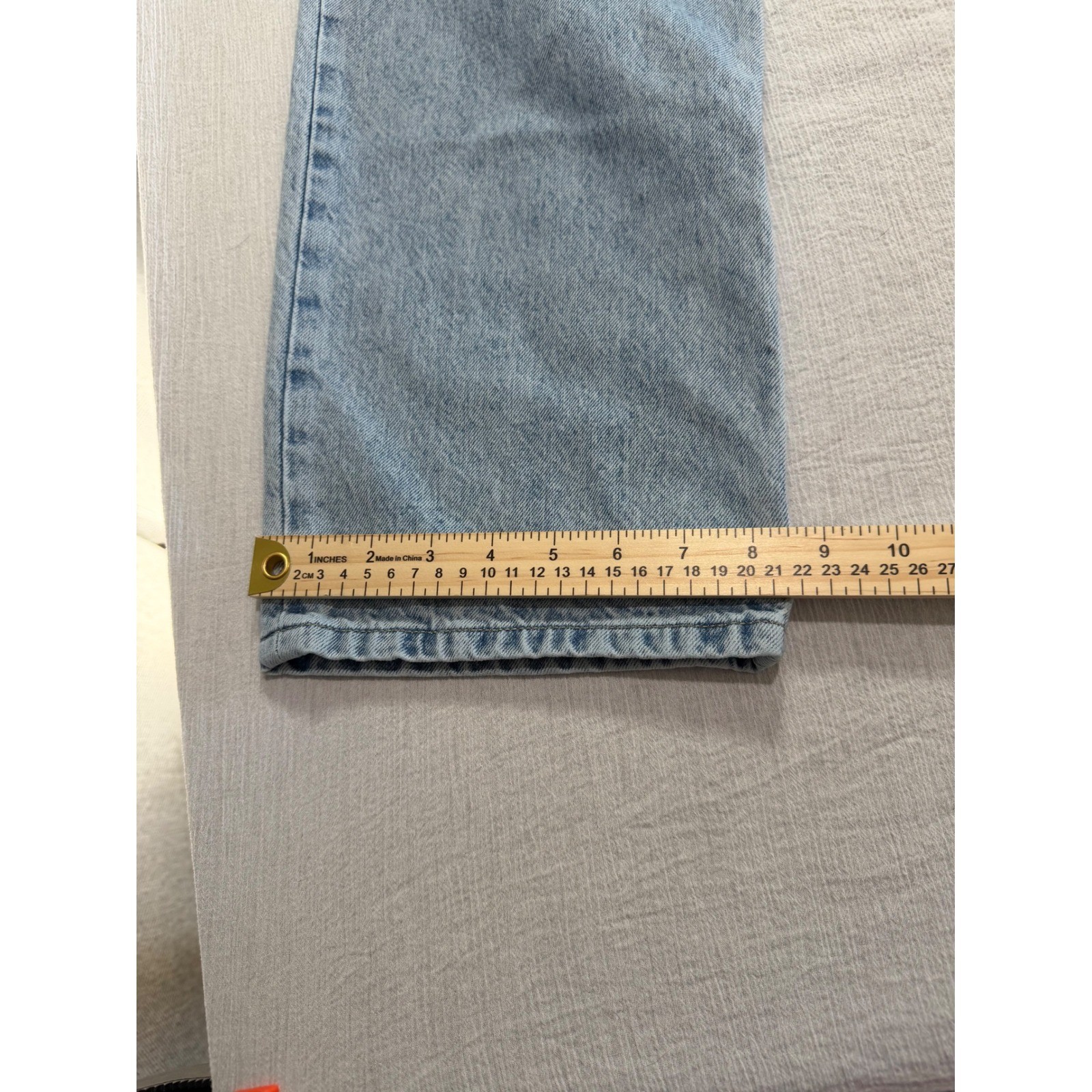 Levi’s Low Pro Straight Jeans Light Wash Blue Denim Women’s Size 30