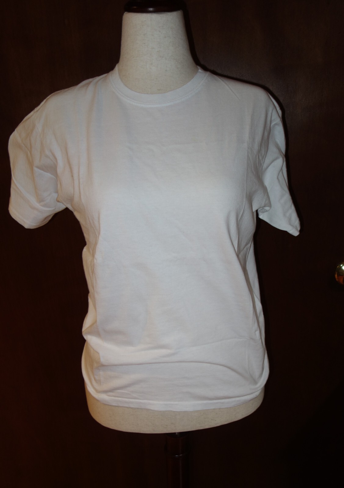 Gildan Heavy Cotton White Youth T-shirt With Tearaway Label Size XL Youth NWOT