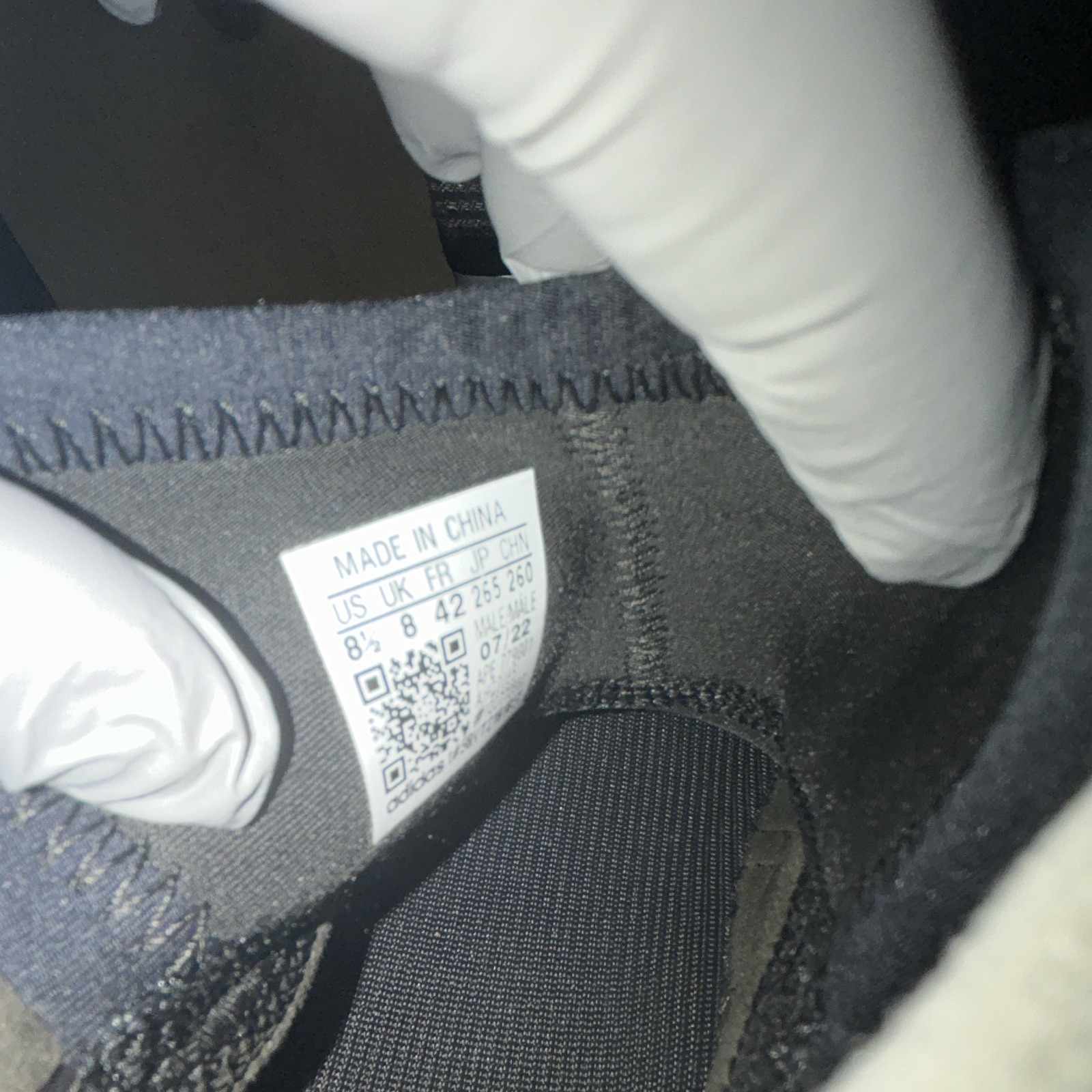 adidas Yeezy QNTM Mist Slate Size 8.5