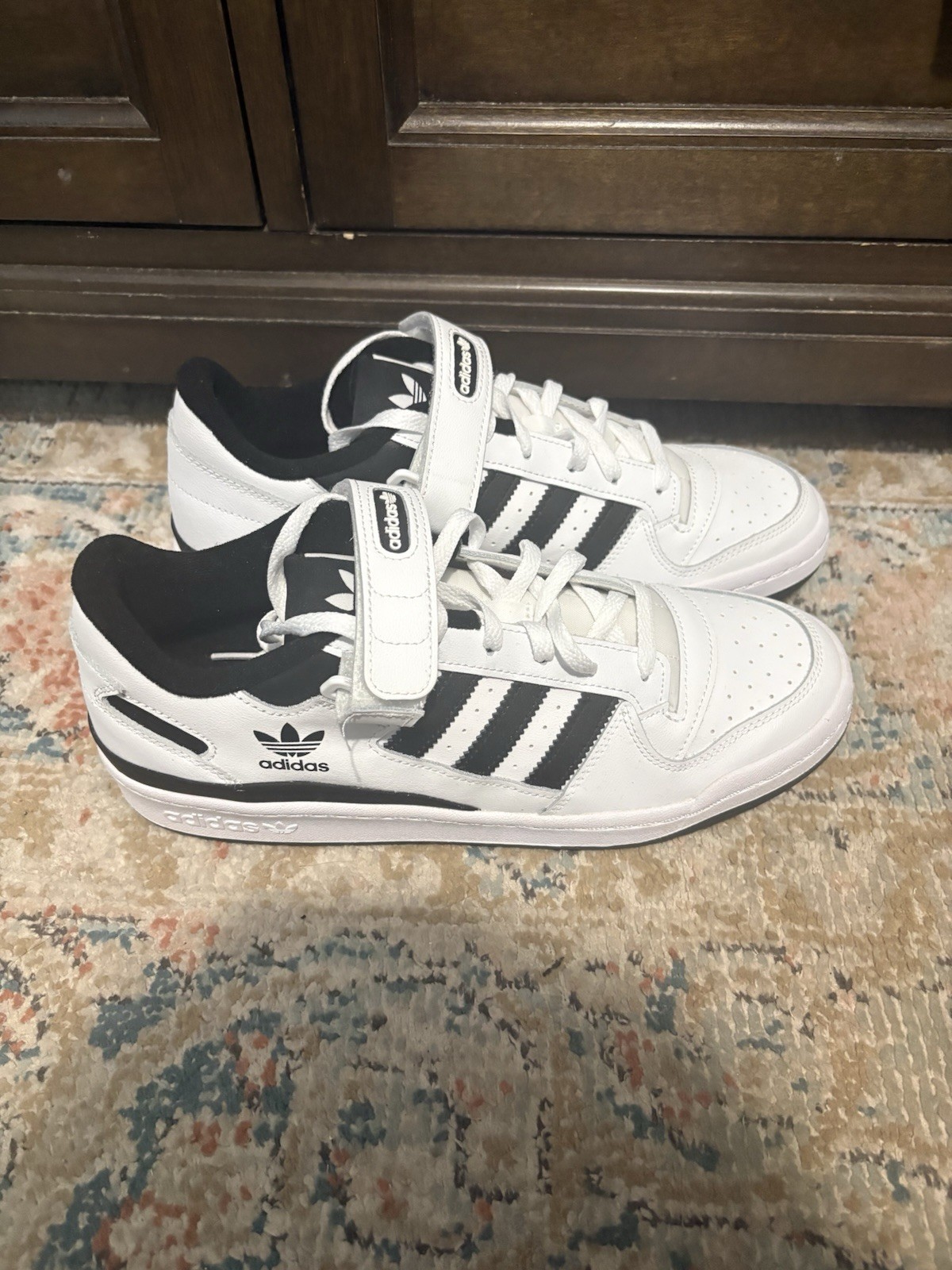 Size 10.5 – adidas Forum CL Low White Black